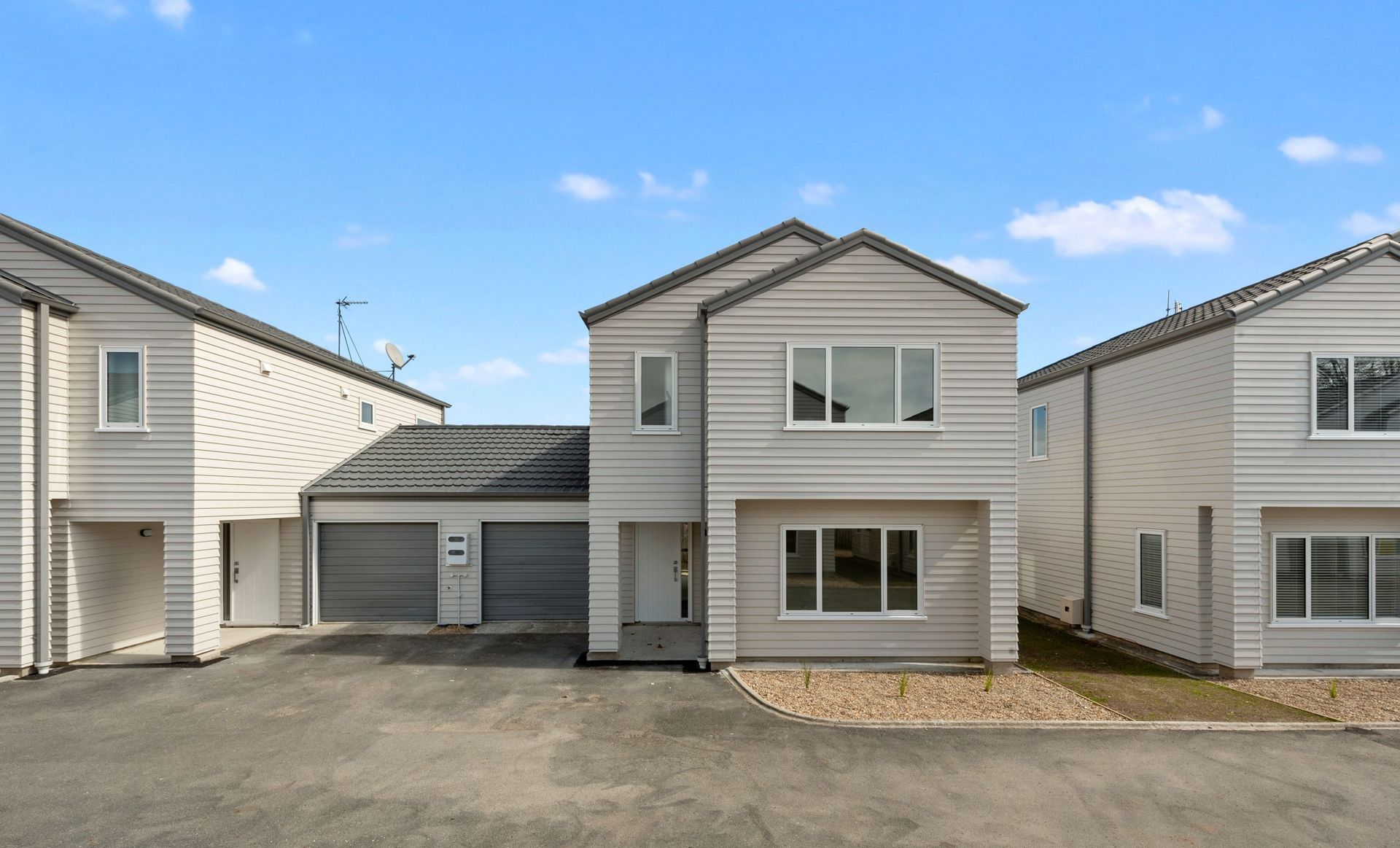 Villa Vanto Reclad, Hamilton
