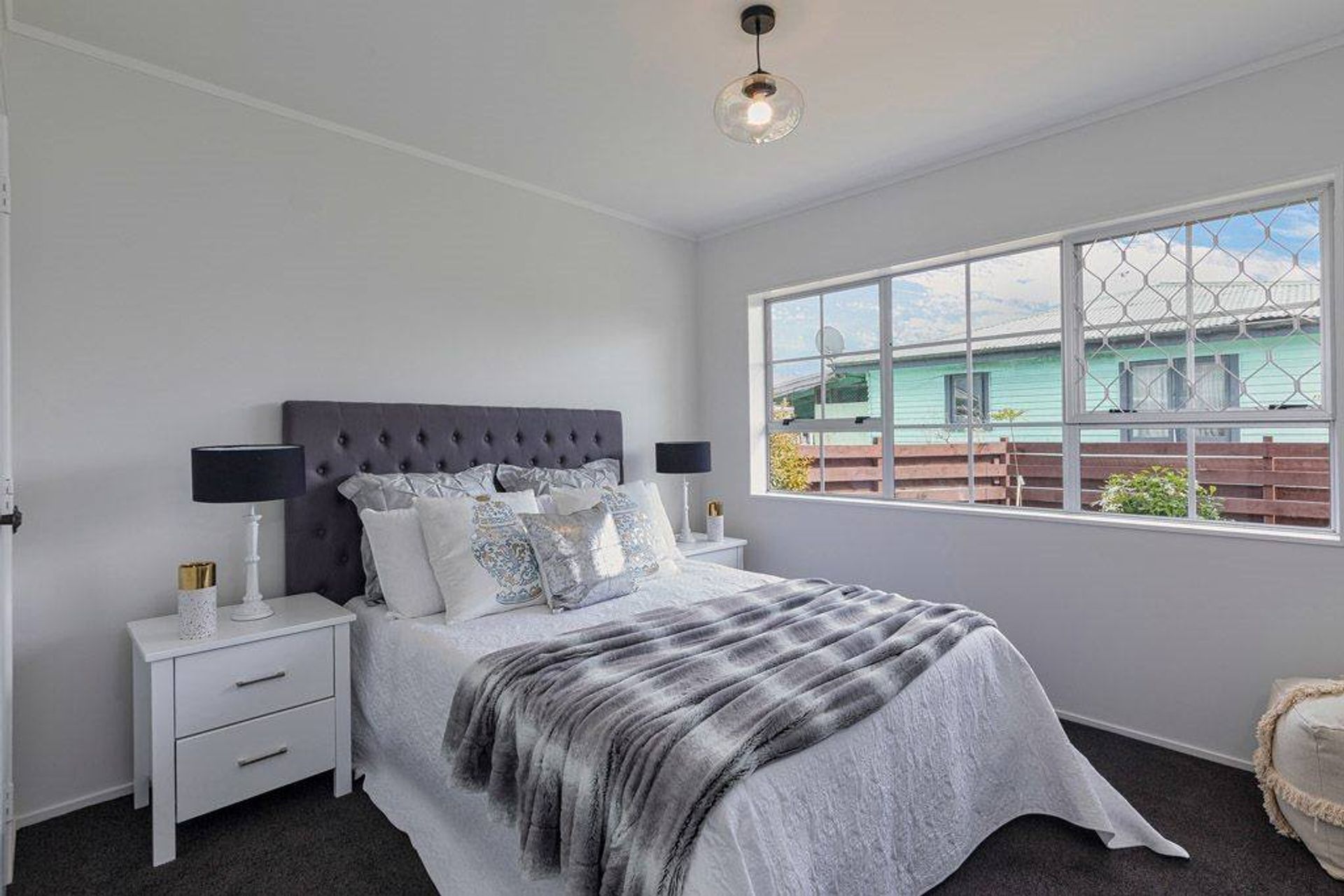 Master Bedroom - Nice and fresh looking onto the back yard

