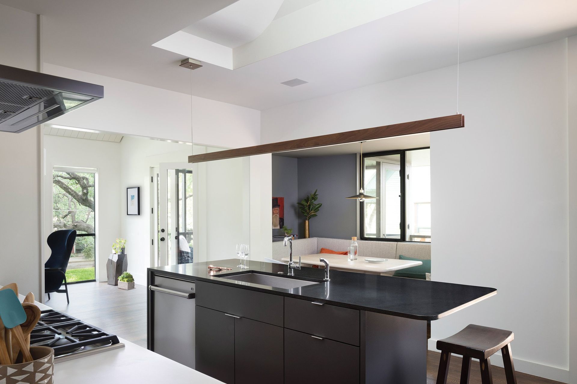5LittleStacyParkCuppettKilpatrickArchitectureandInteriorDesignaustin-tx-modern-kitchen-skylight-island.jpg
