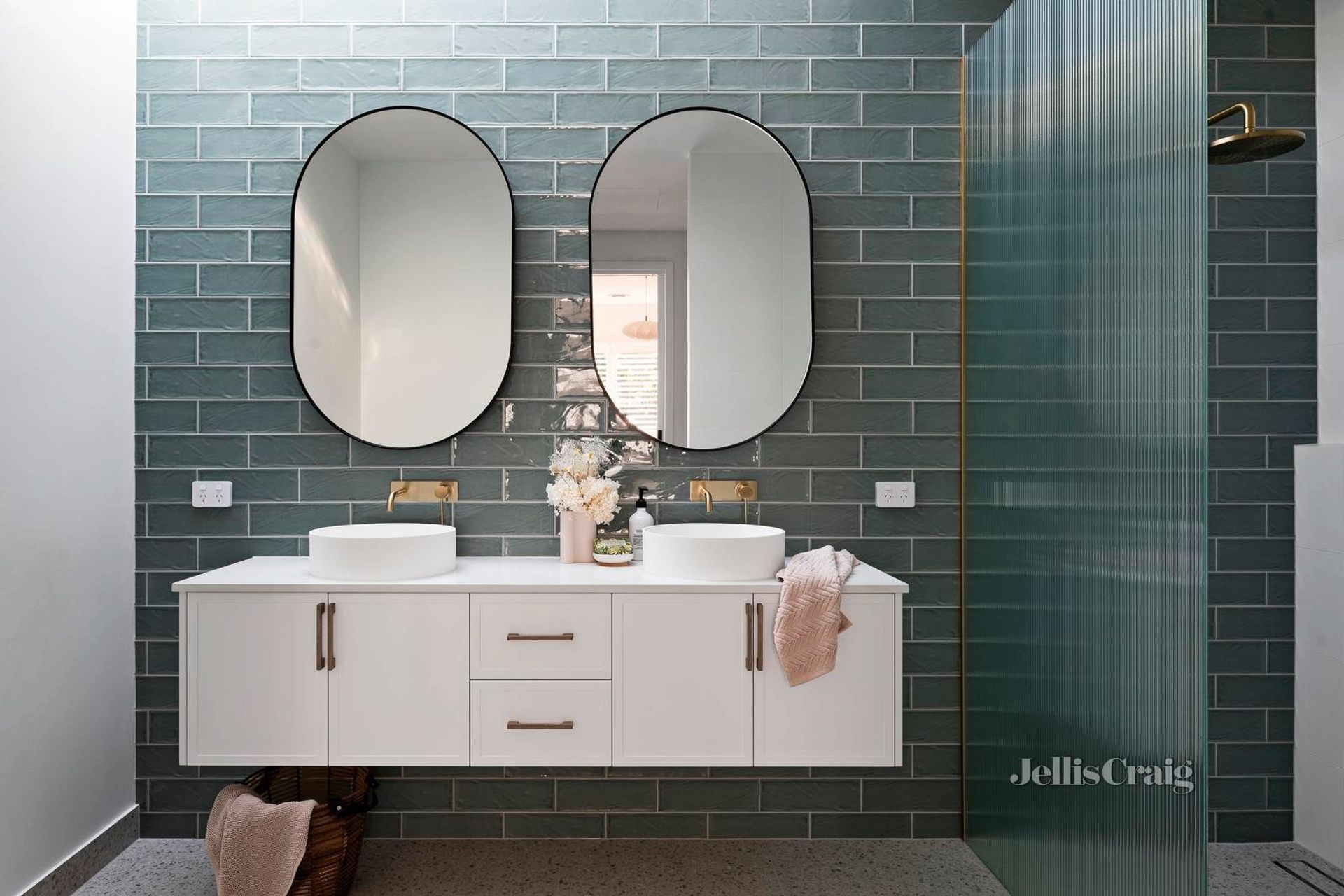 AX-i1000FS-SS-Parkview-House-Thornbury-VIC-Interior-8.jpeg