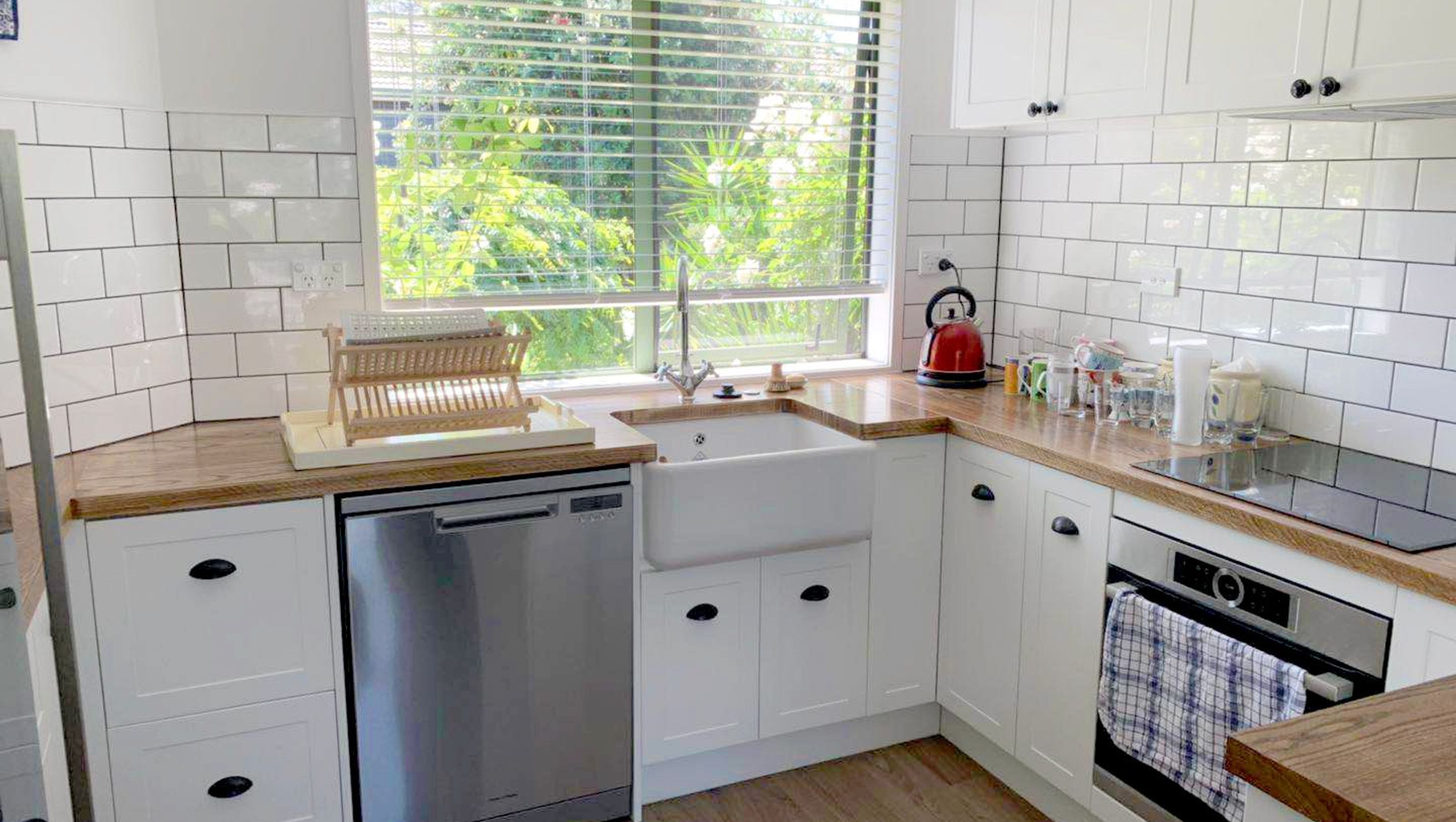 Chic Cottage Kitchen