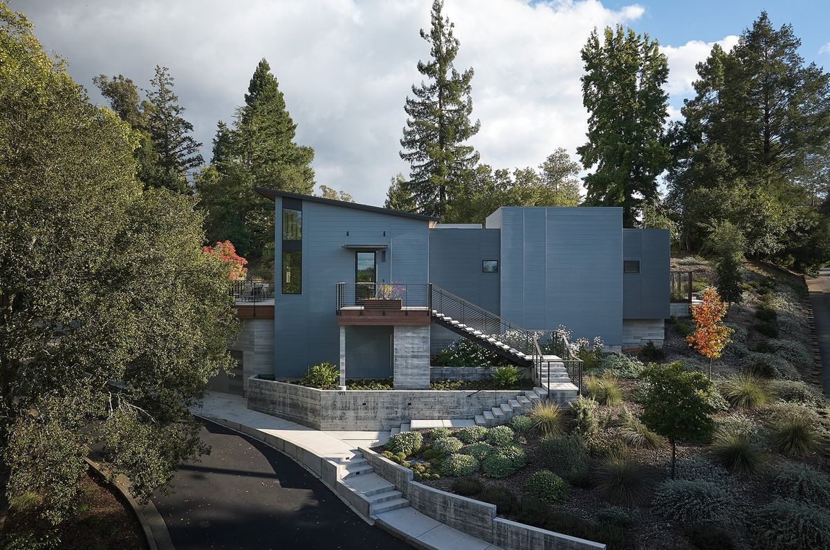 Sebastopol Hillside ll: A flexible home for aging in-place