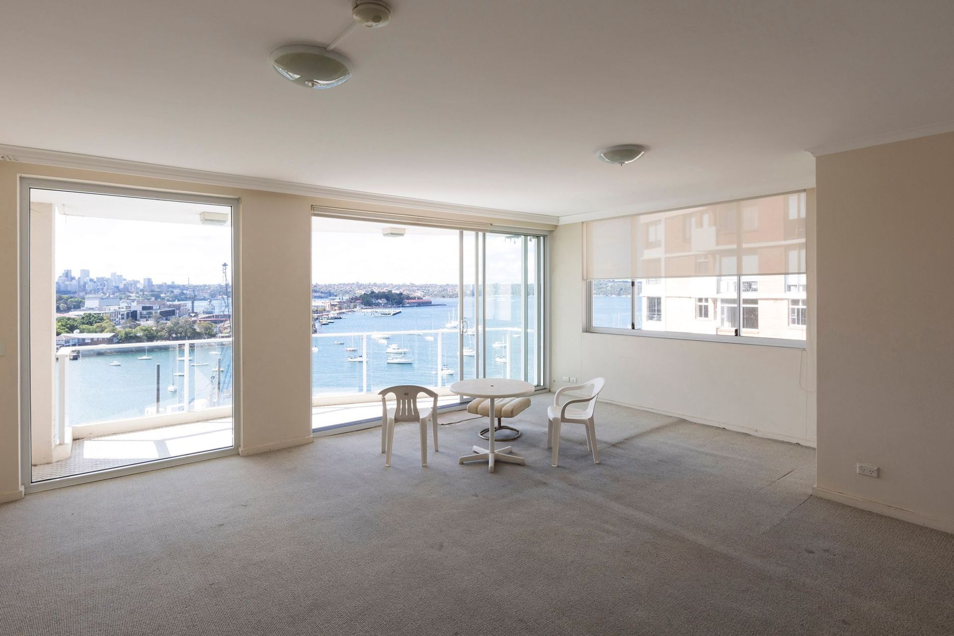 ELIZABETH-BAY-APARTMENT03.jpg