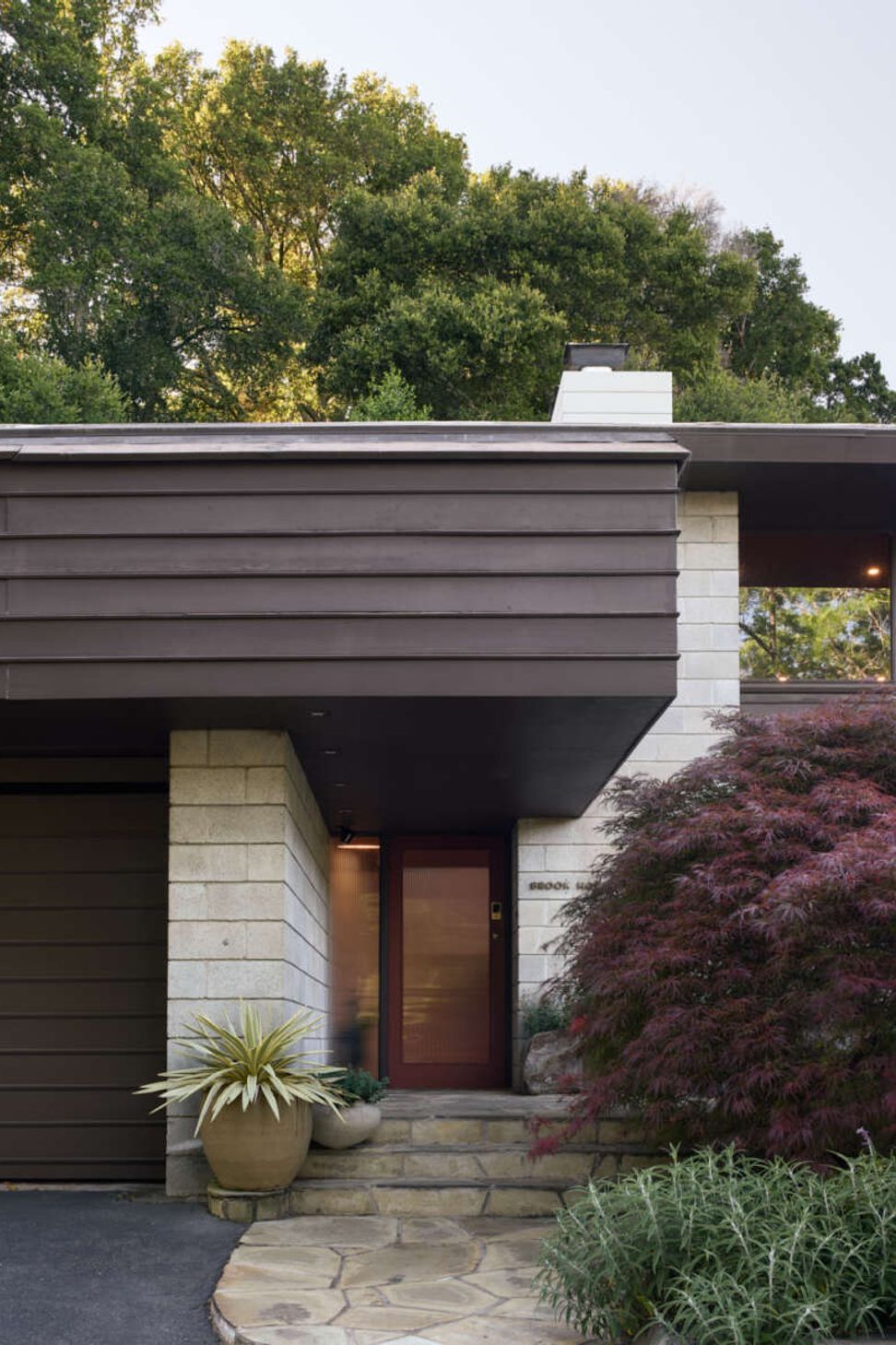 Exterior-2-v2.jpg