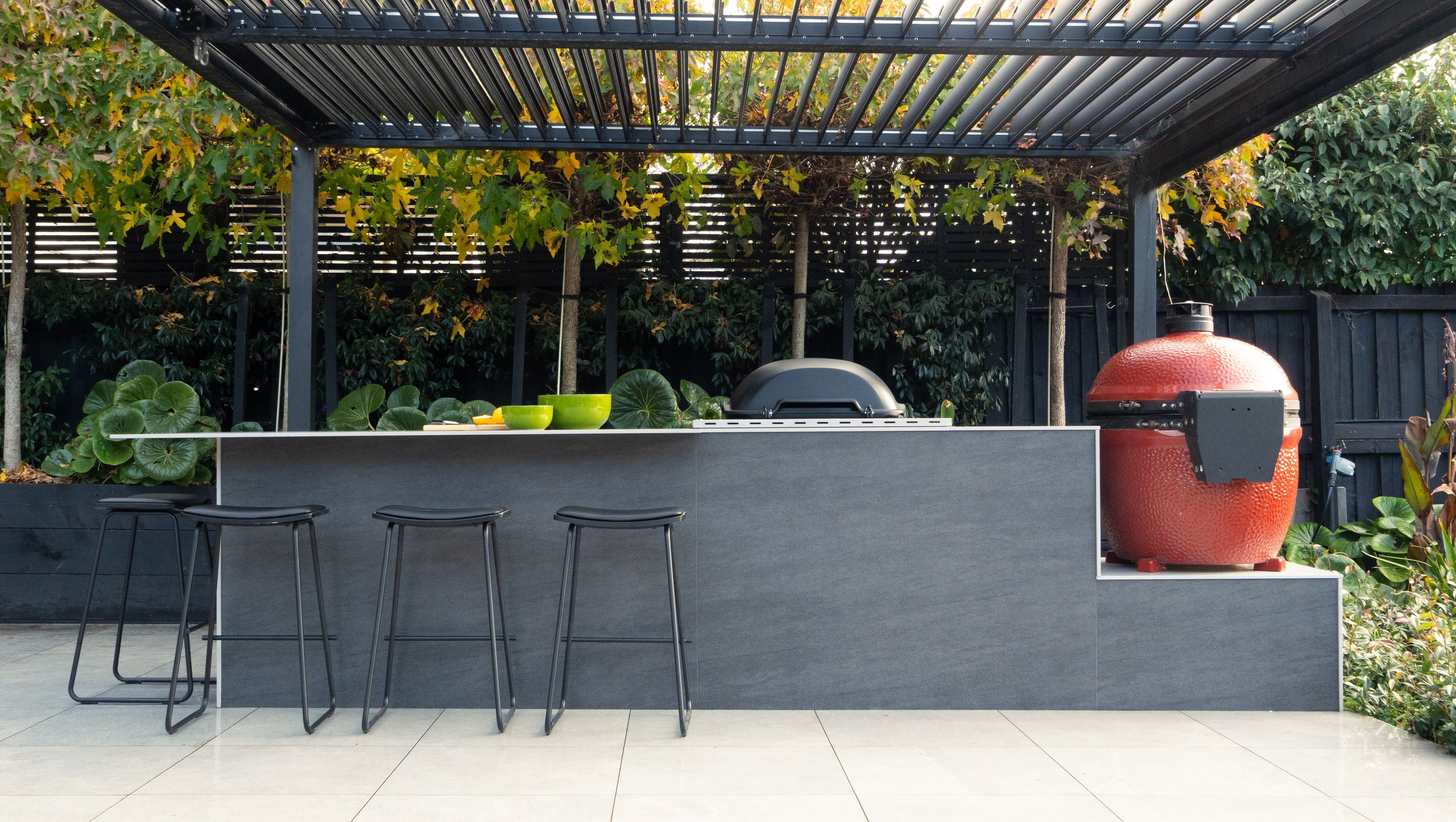 Elegant Alfresco Kitchen