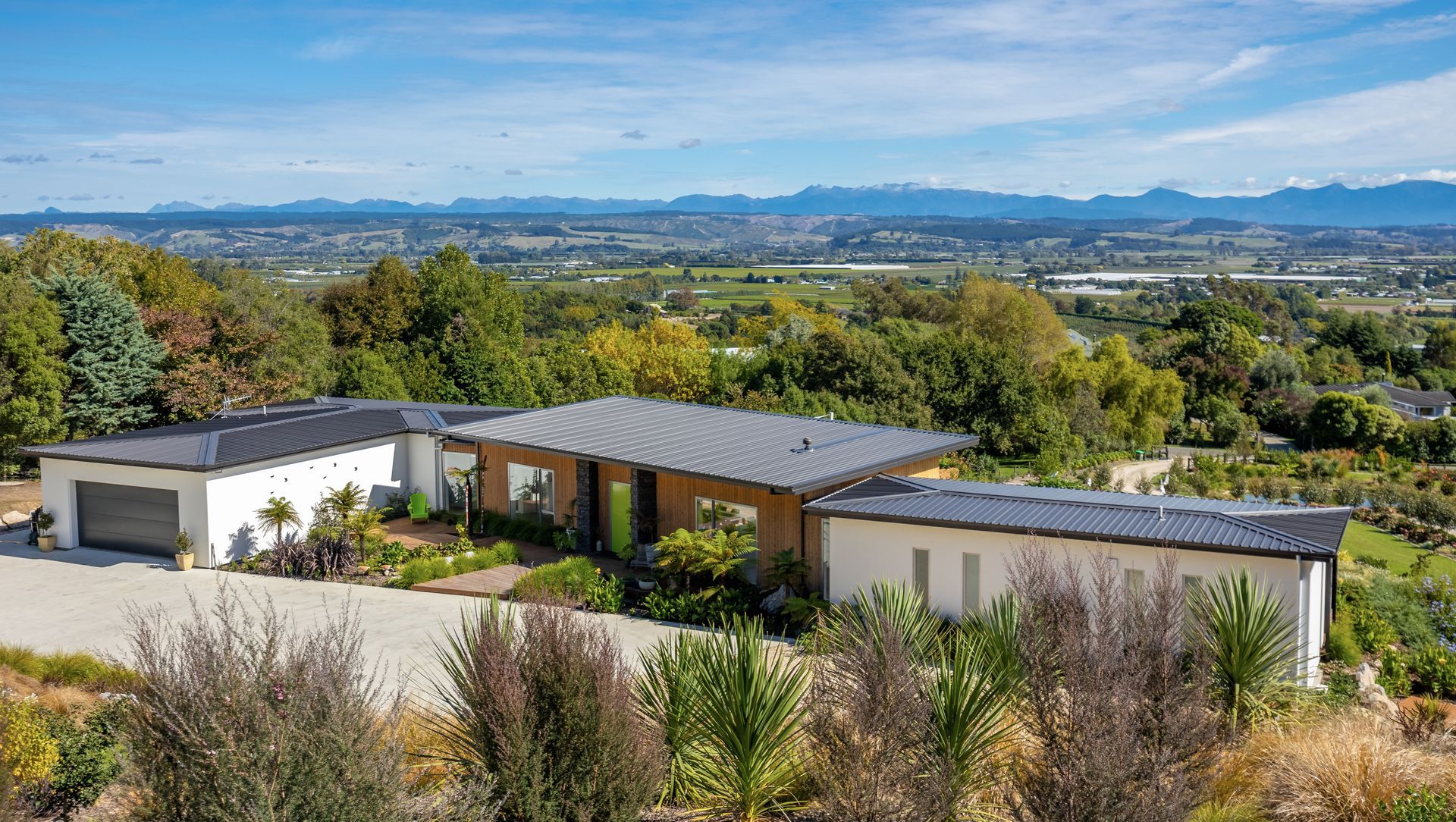 Tasman Homes banner