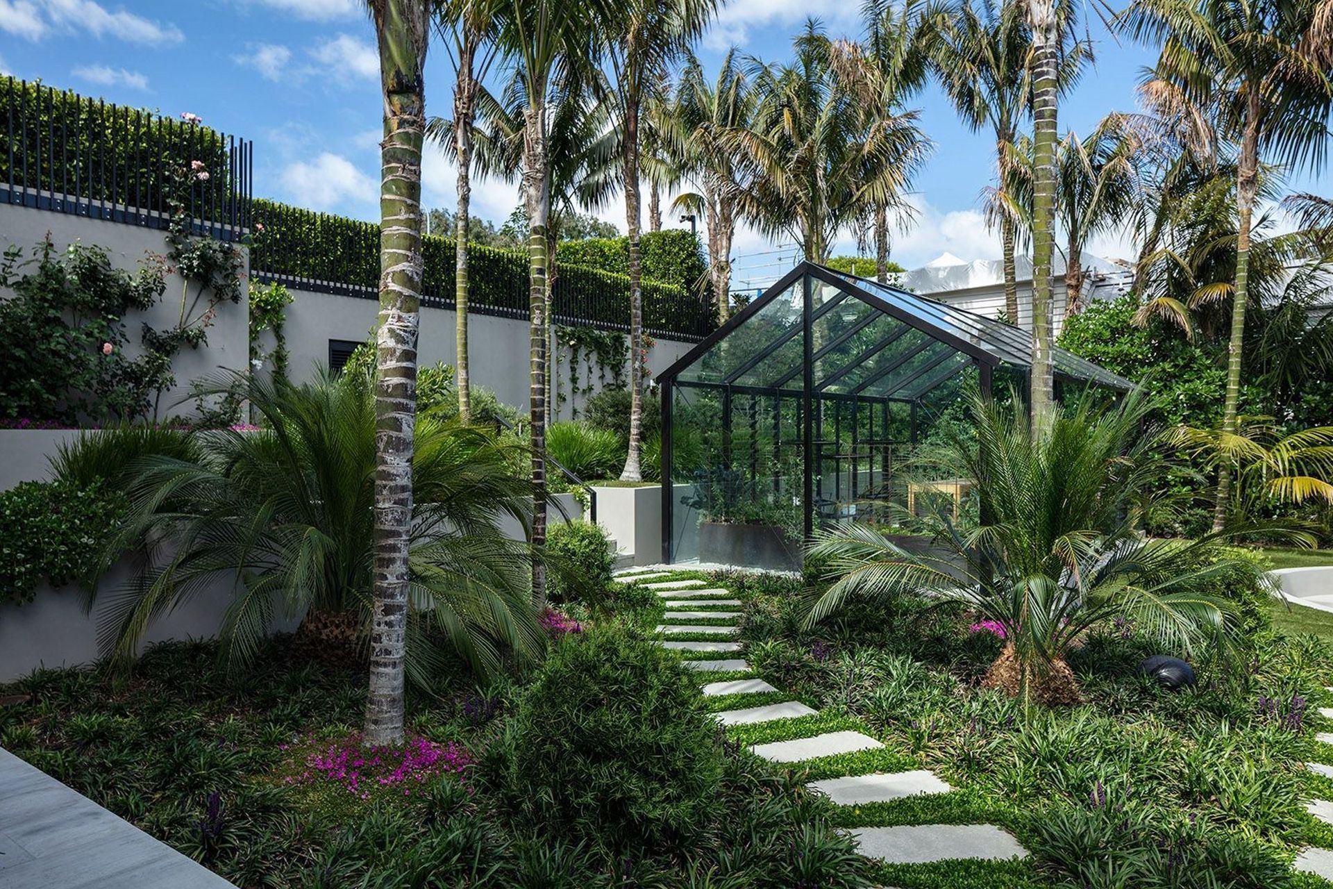 Glass-house-Humphreys-Landscaping2.jpg