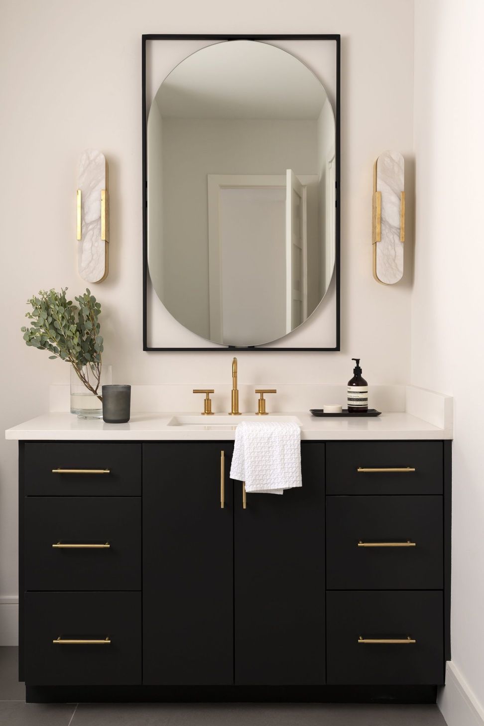 Guest-Bath-1-scaled-portrait-f39c712cfb8094fdfc14e258d157885e-k0vawcjbhm7t.jpg