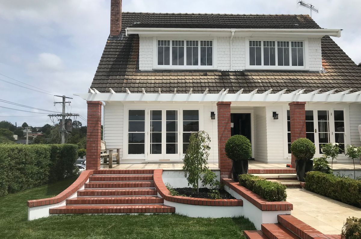 English Rose, Remuera