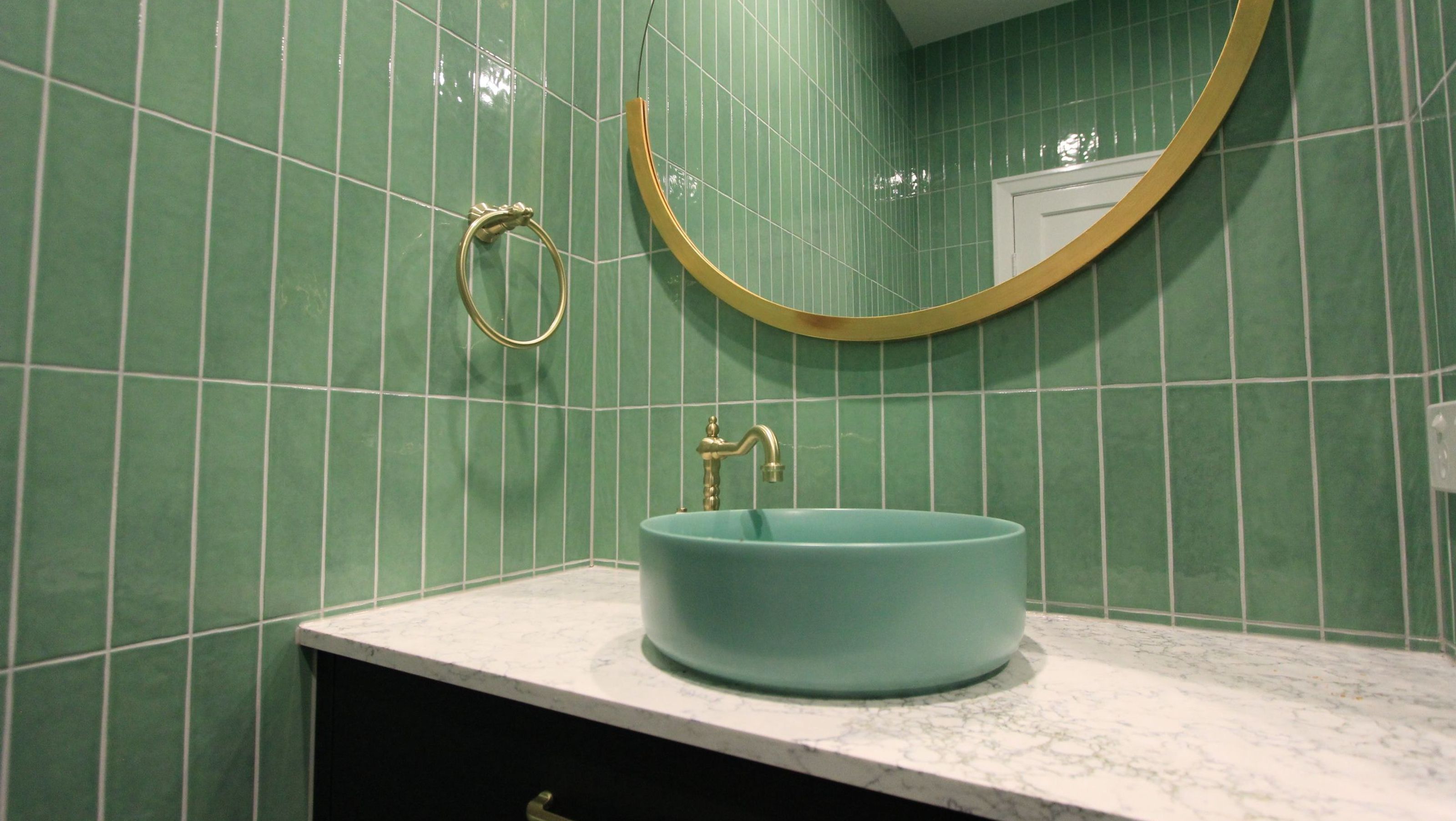 Coorparoo Art Deco Bath