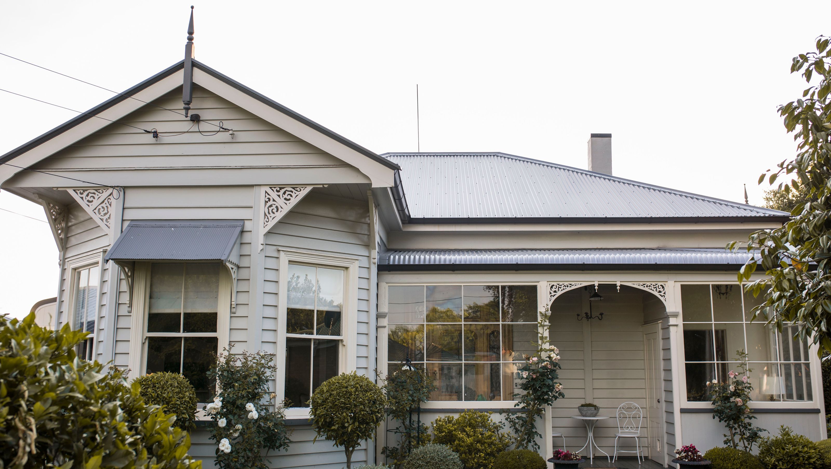 Villa Re-Roof, Hamilton