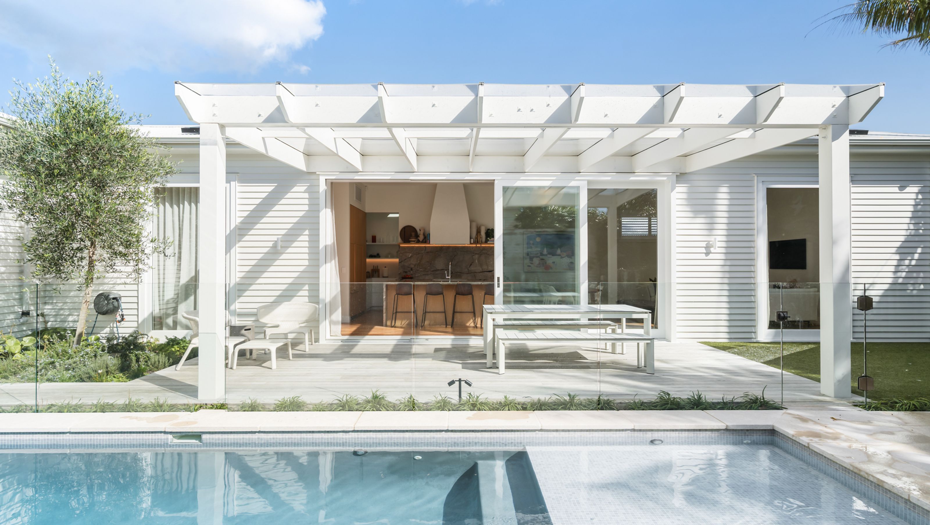 Transitional Bungalow