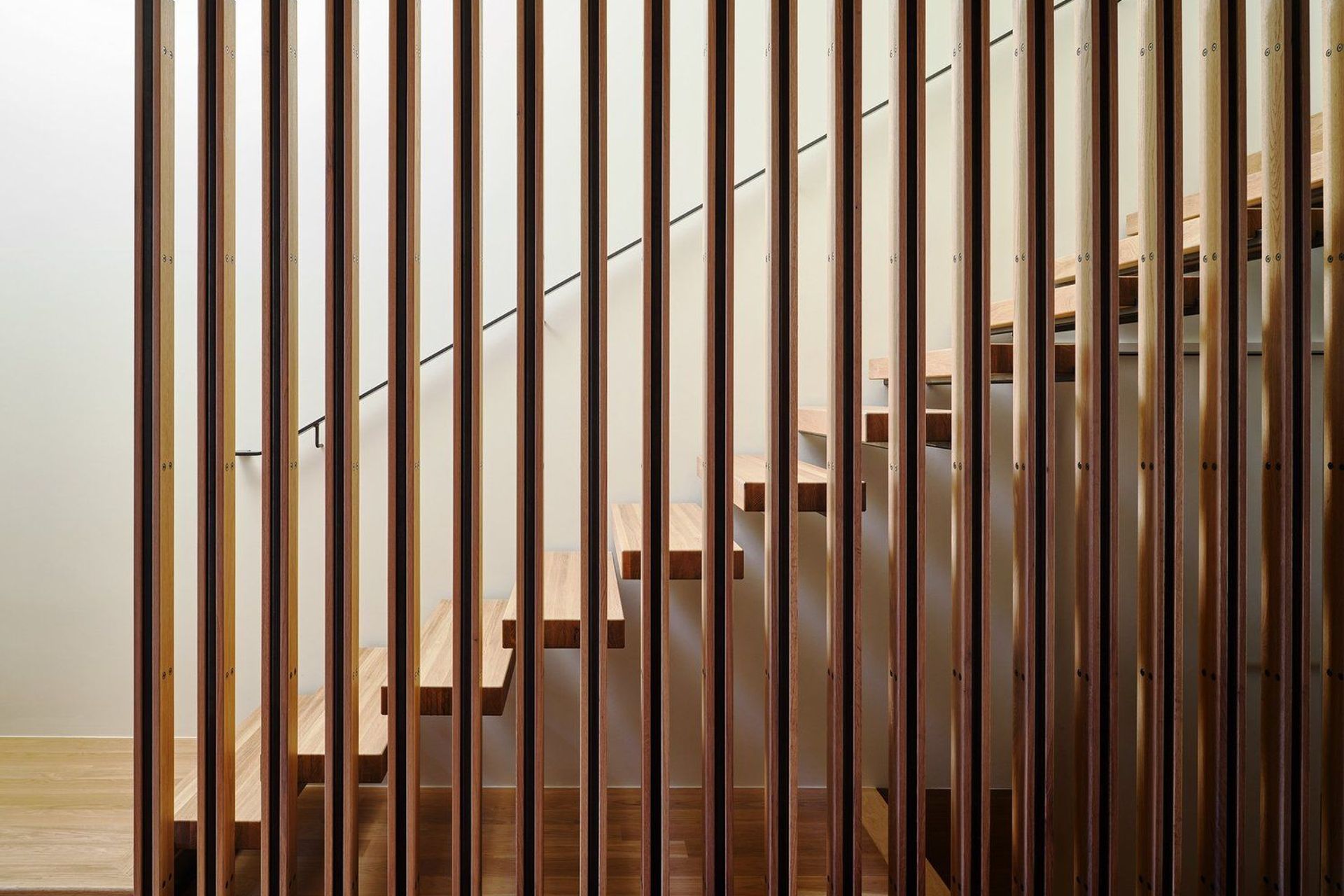 MADesignRiverRoad110121Stairs001.jpg