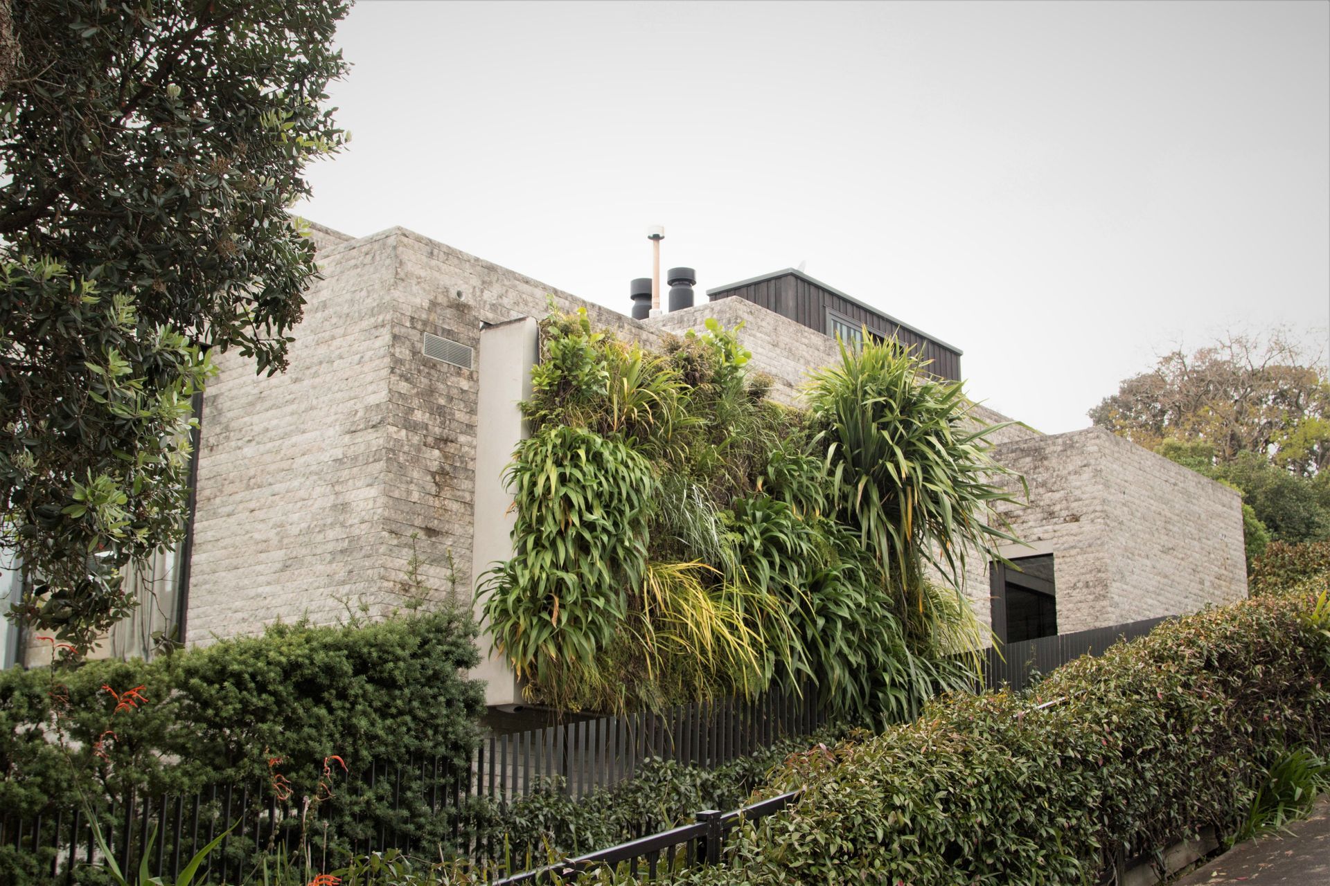 Parnell Green Wall