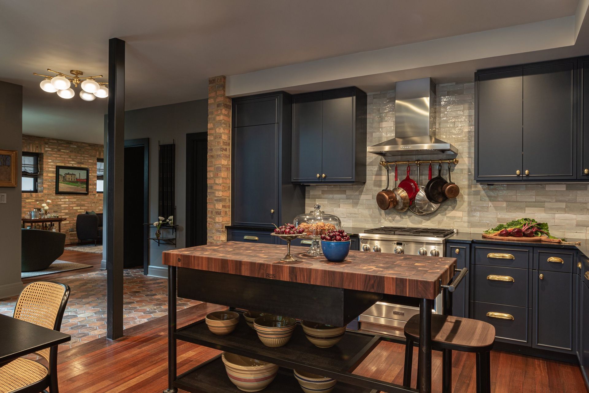 NMI-EvanstonWorkersGarage-Kitchen-4.jpg