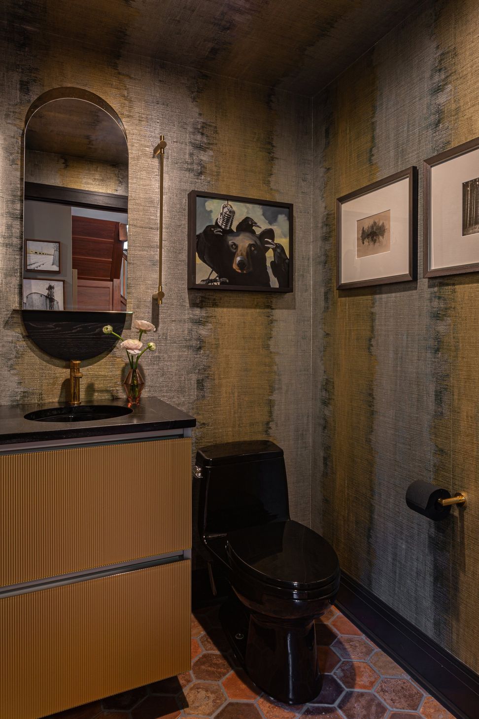 NMI-EvanstonWorkersGarage-PowderRoom-1.jpg