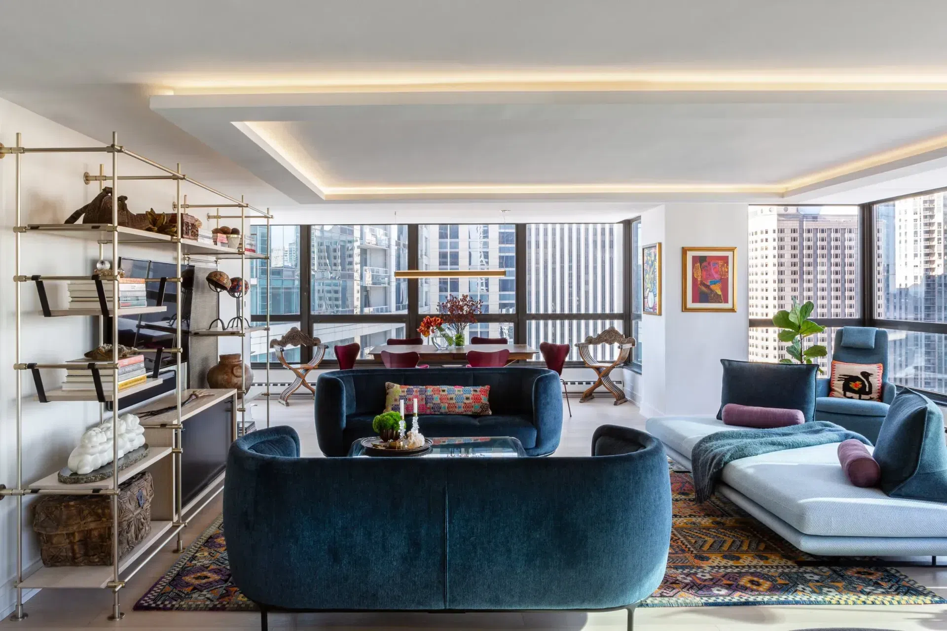 NMI-LakeshoreEast-LivingRoom-4-v3.webp