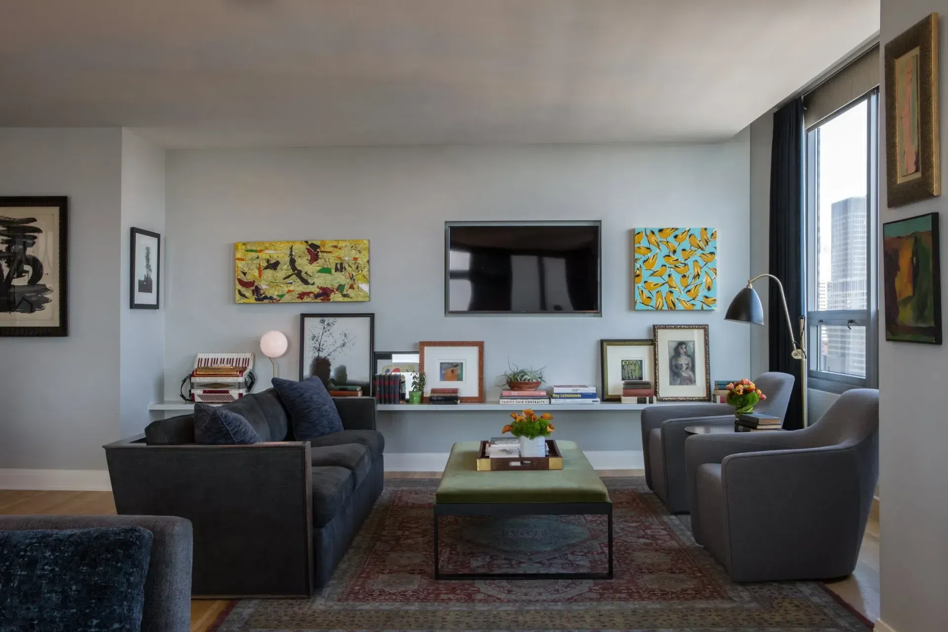 NMI-SouthLoopCondo-Living-2-2017.webp