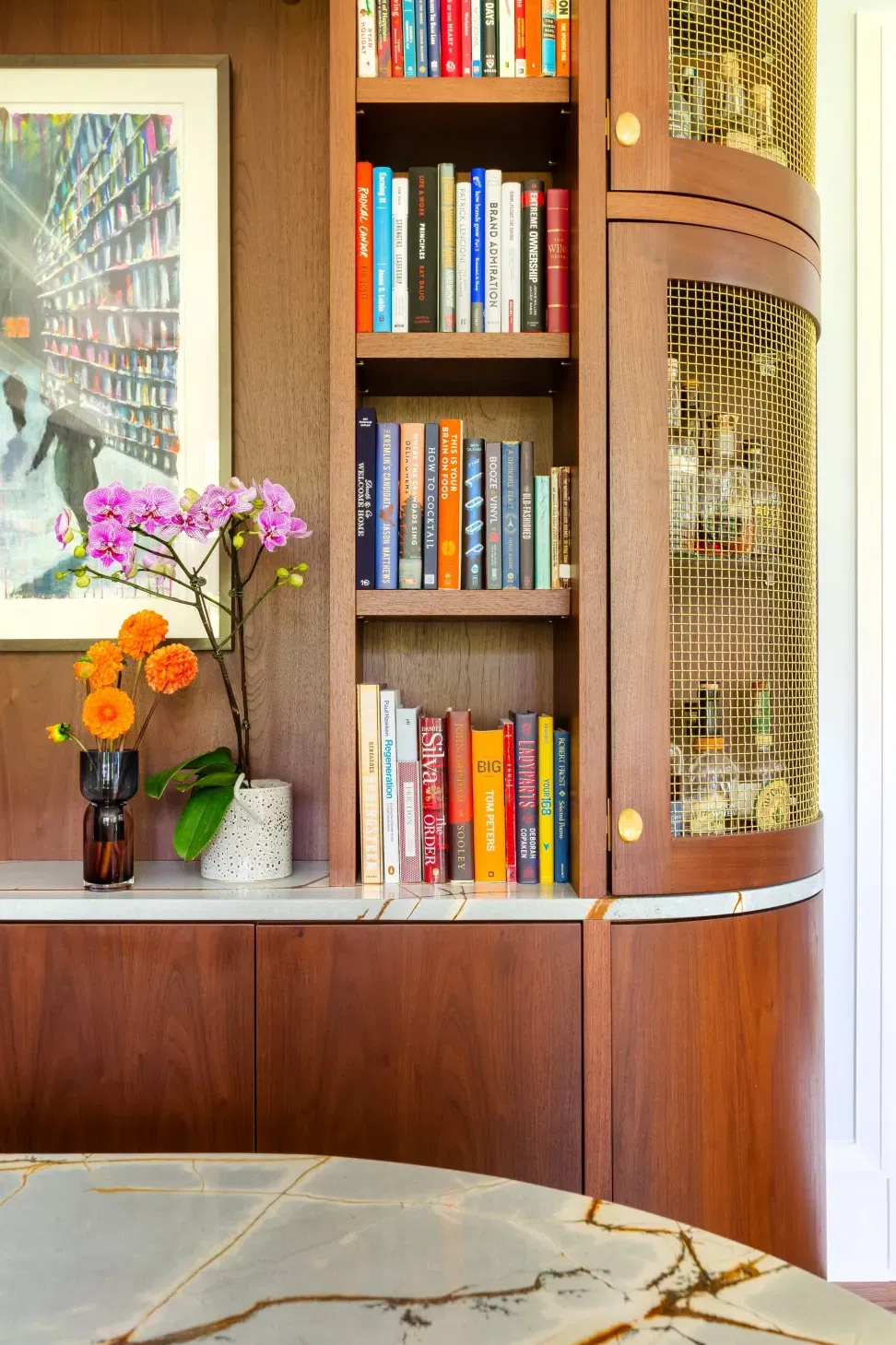 NMI-WilmetteHSF-Study-10BookcaseDetail.webp
