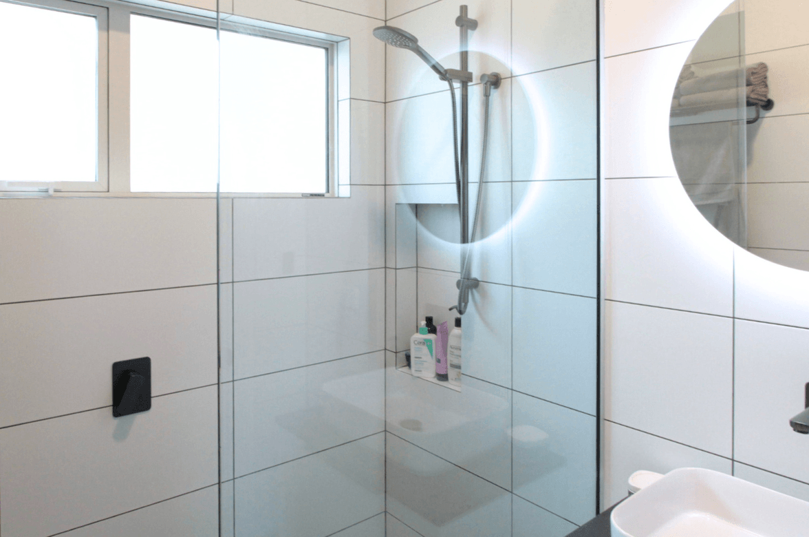 Sleek Bathroom Makeover