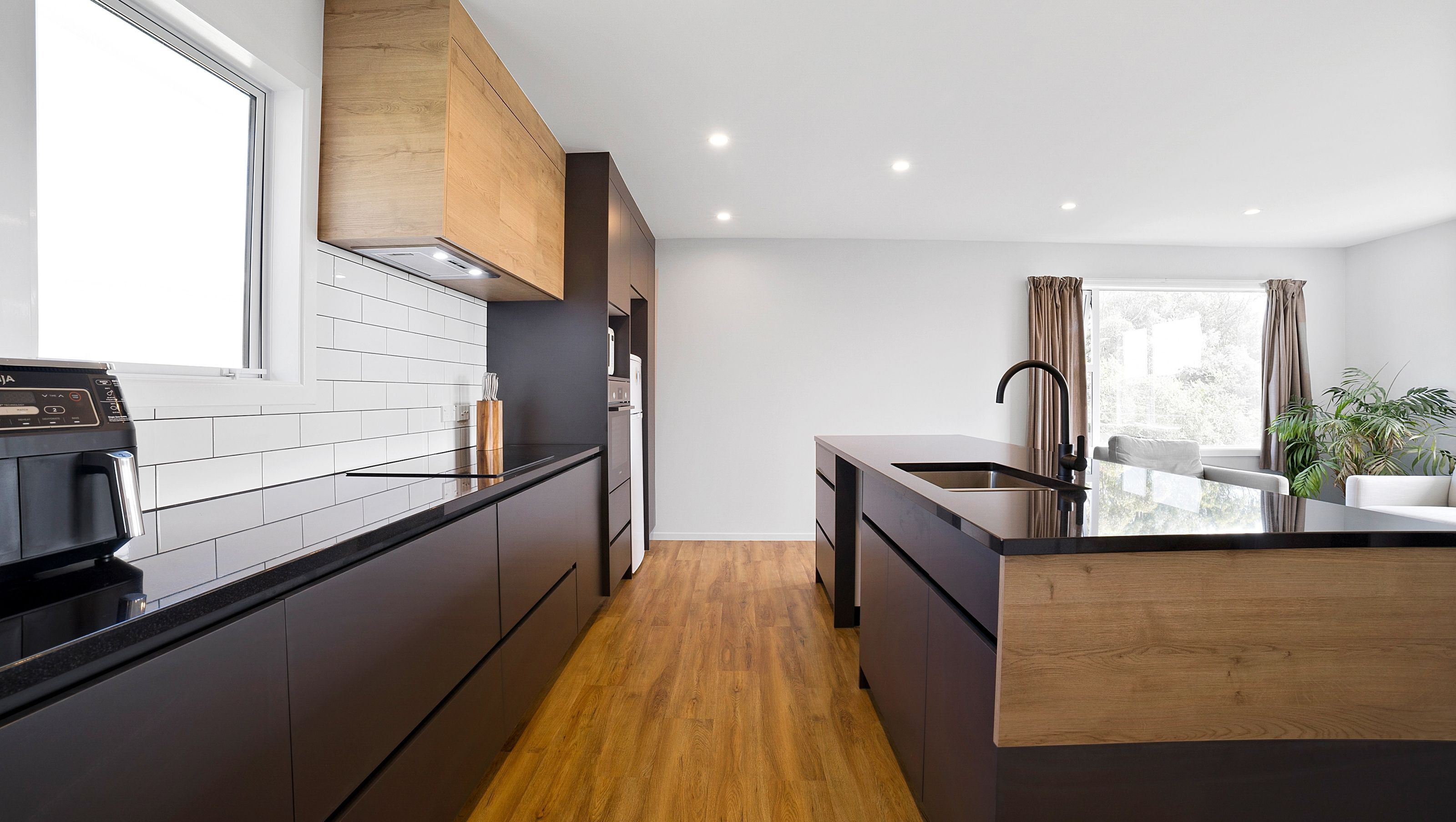 Balanced Kitchen Lounge