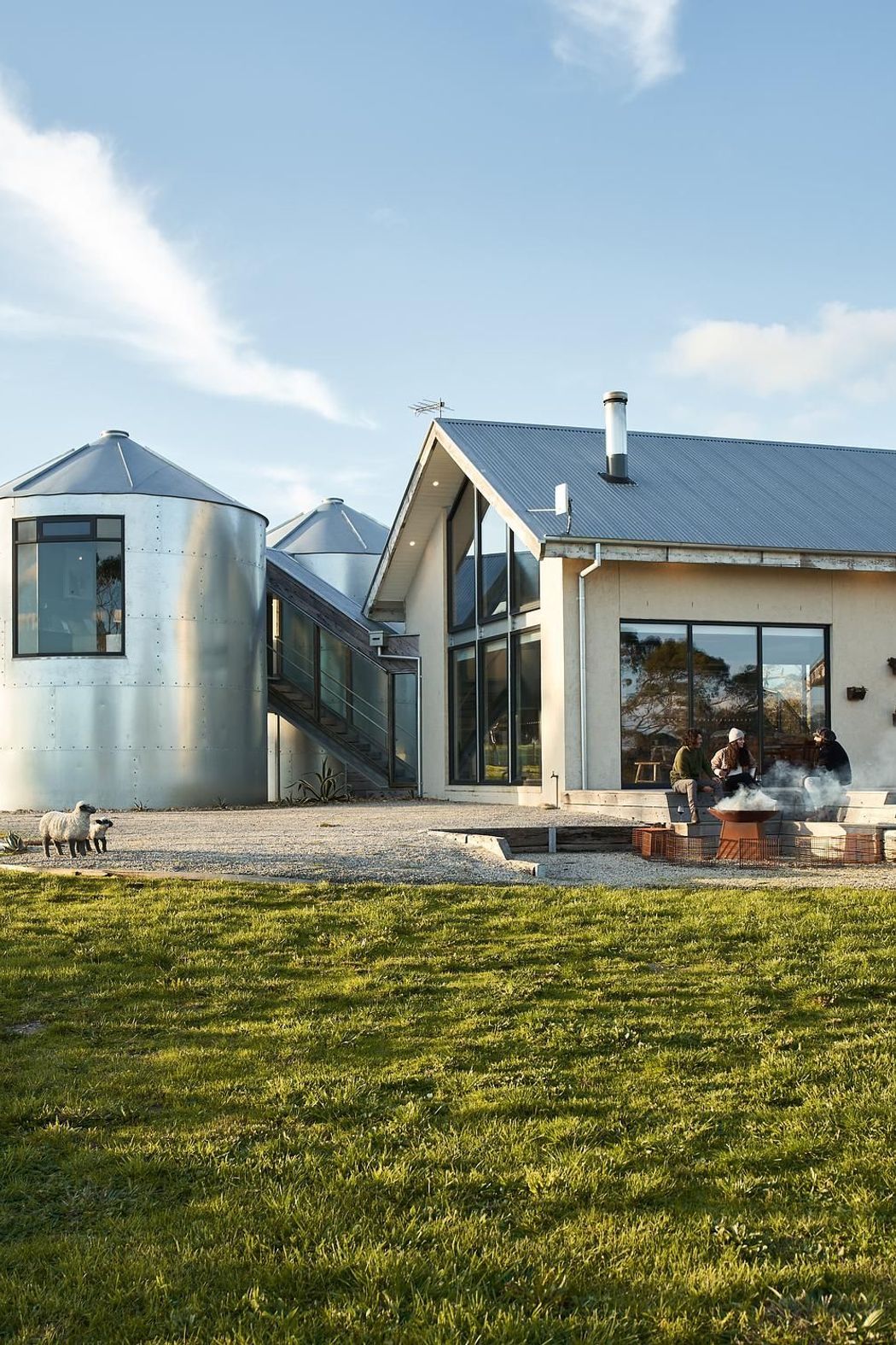 SG-Super-9-Silo-House-Inverloch-VIC-Exterior-17.jpeg
