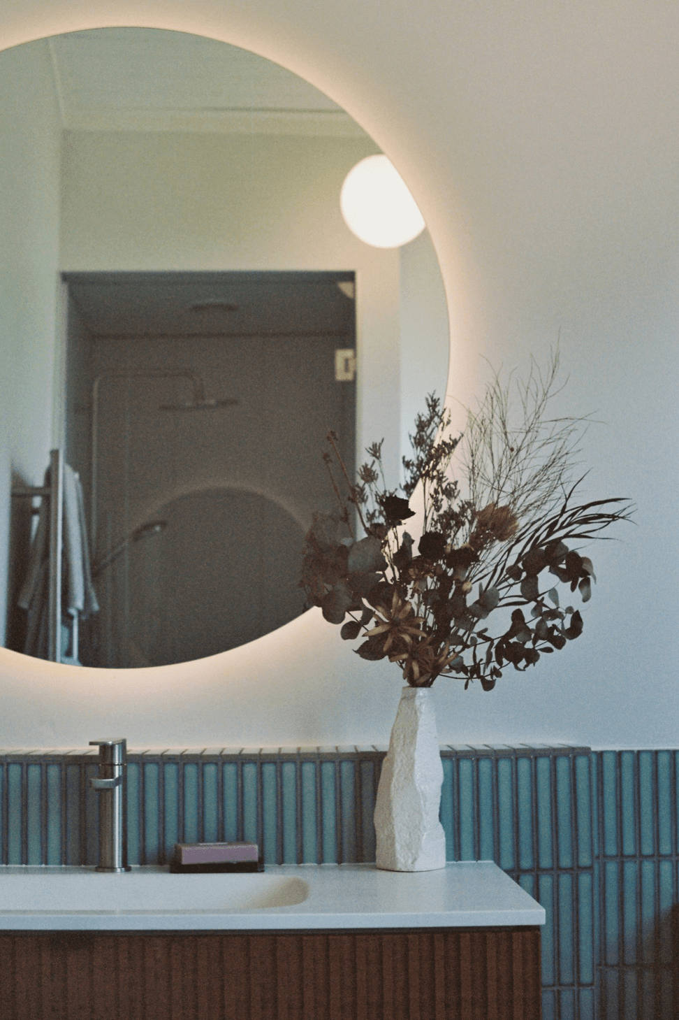 SUNDAY-Newtown-03.png