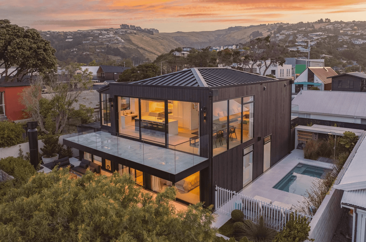 Beachville, Redcliffs