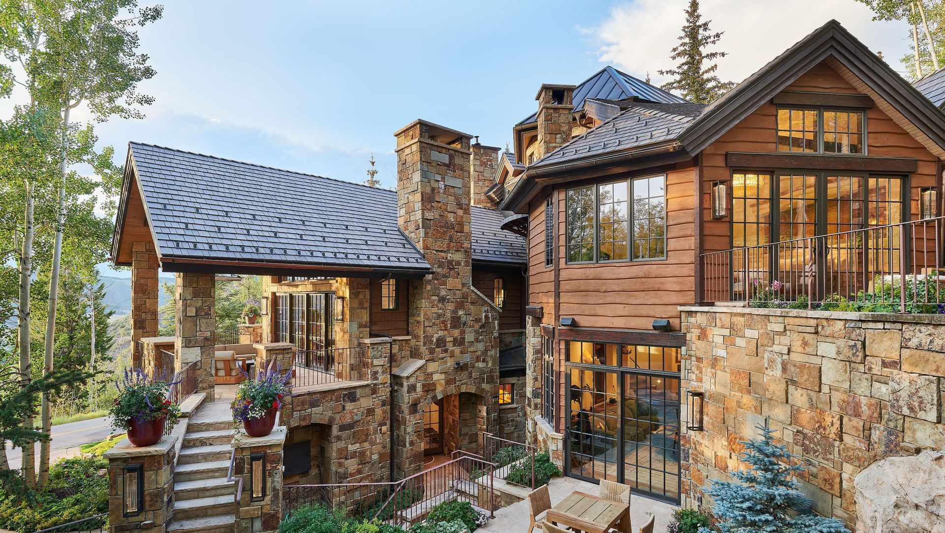 Rustic Mountain Ski House banner