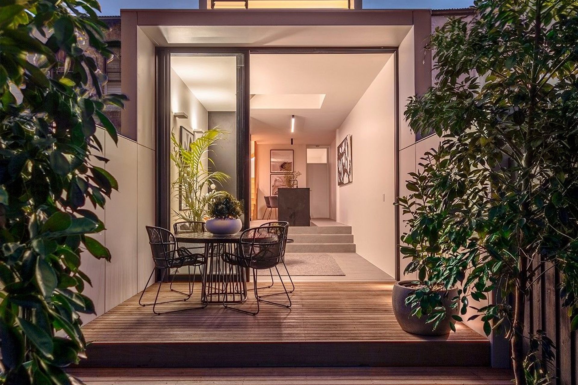 Booth St, Annandale