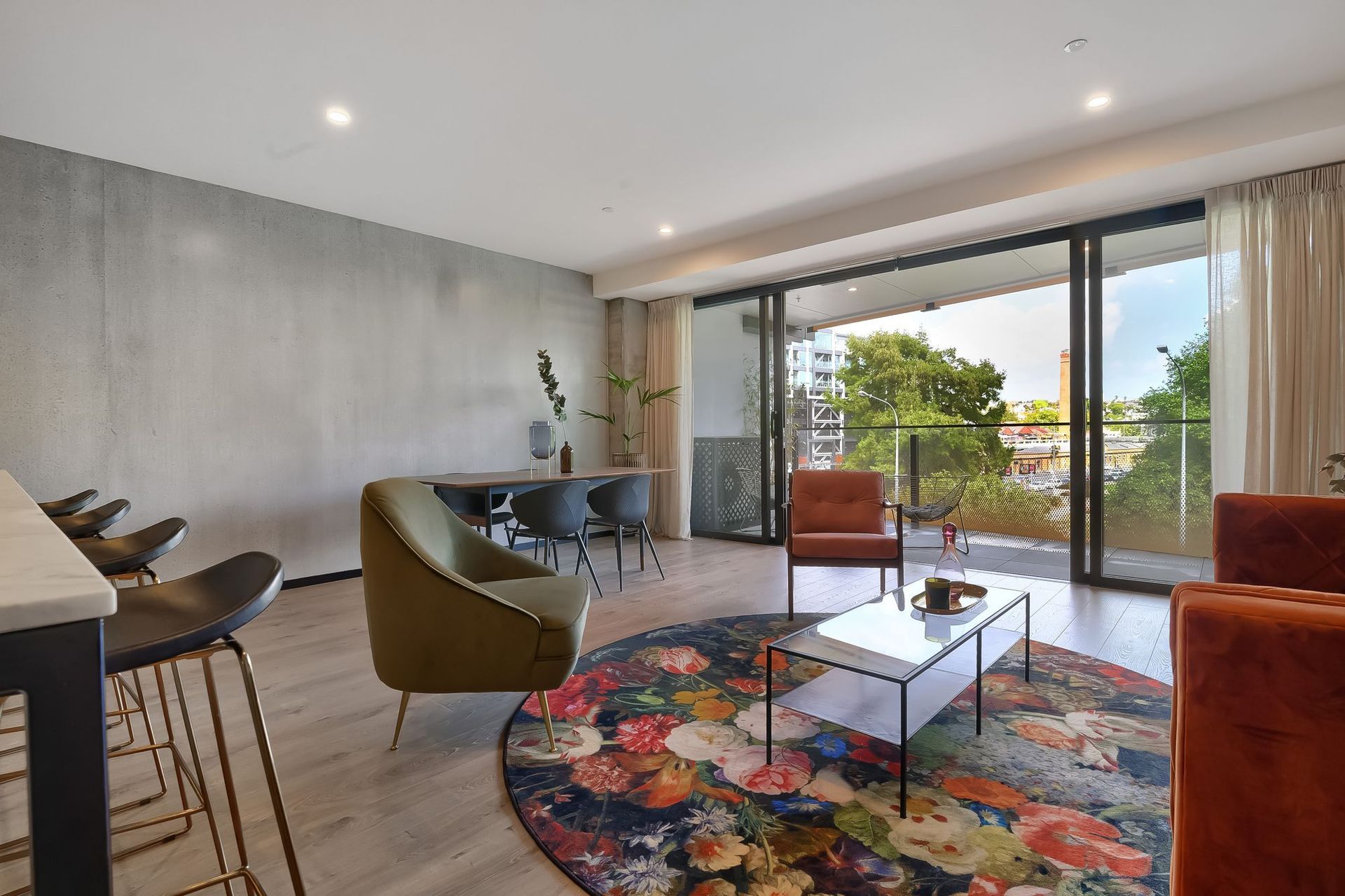 High End Apartment