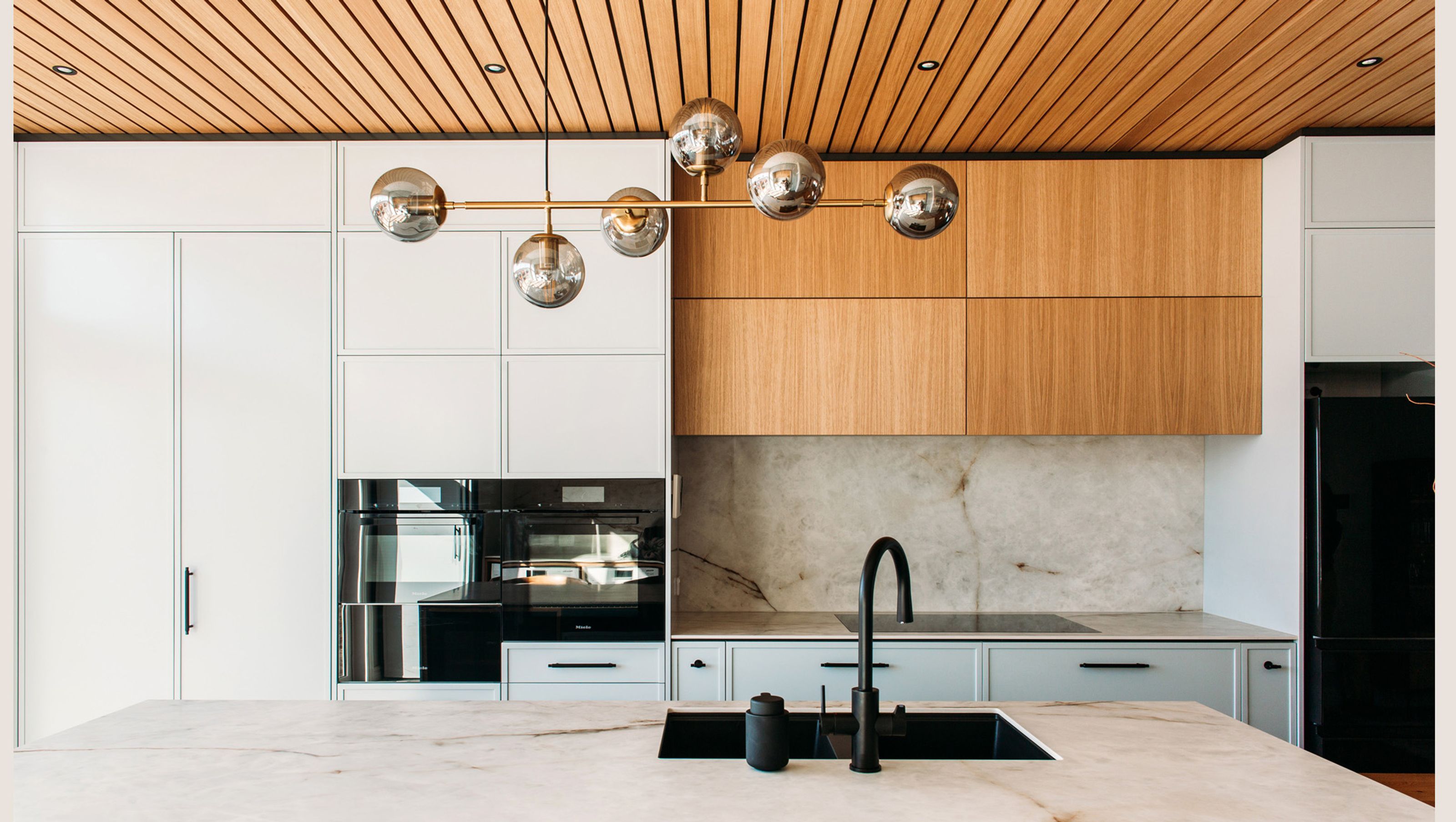 Character Villa Kitchen