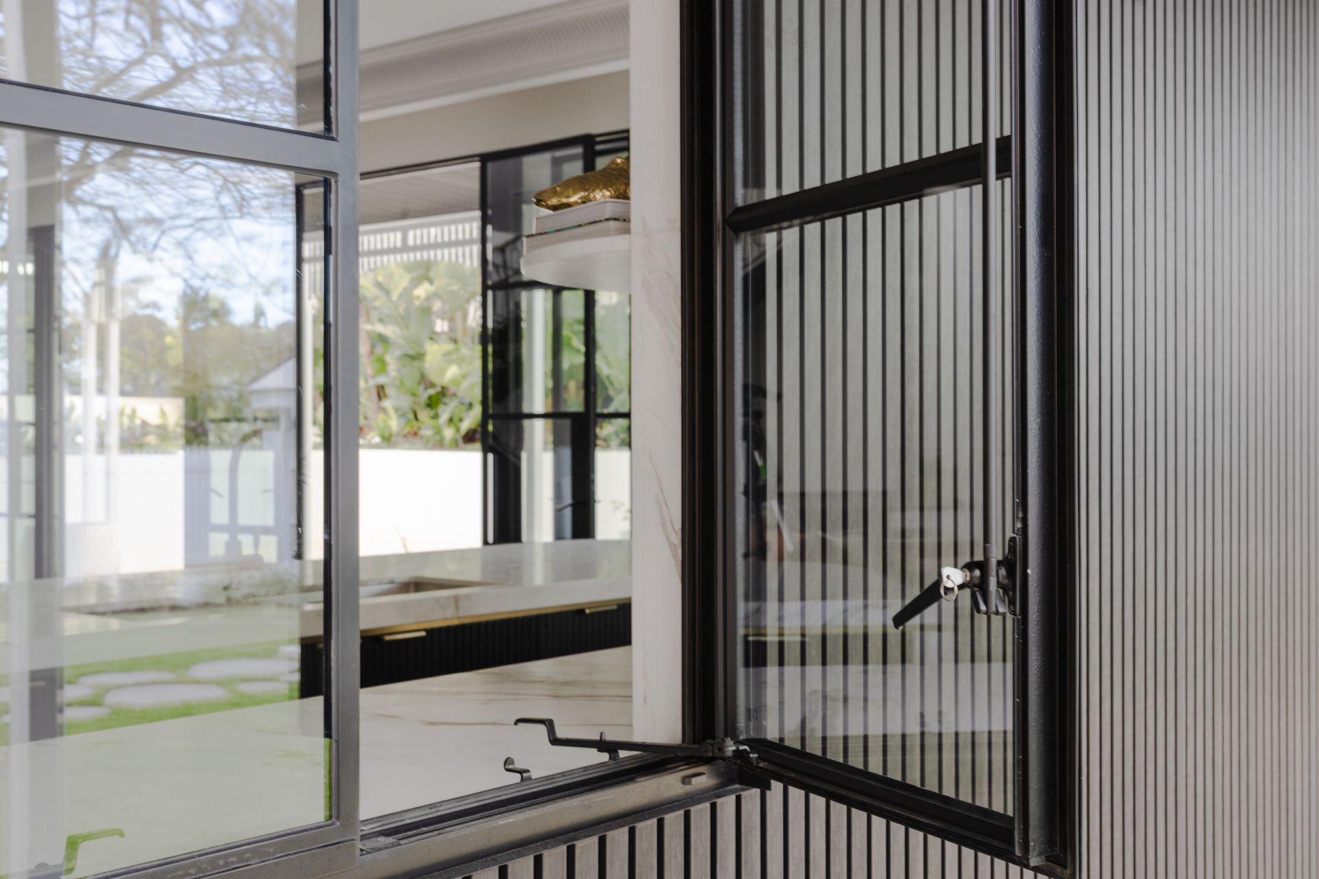 Zen-Doora-Windows-Ascot-St-24.jpg