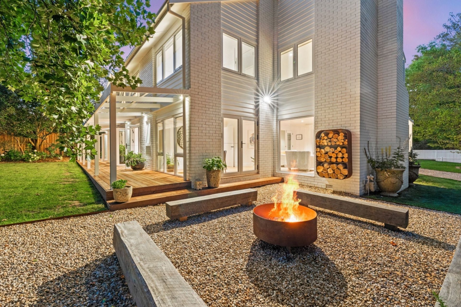 buildme9-Bradman-Ave-1670-2-Web-gigapixel-standard-width-1389px.jpg