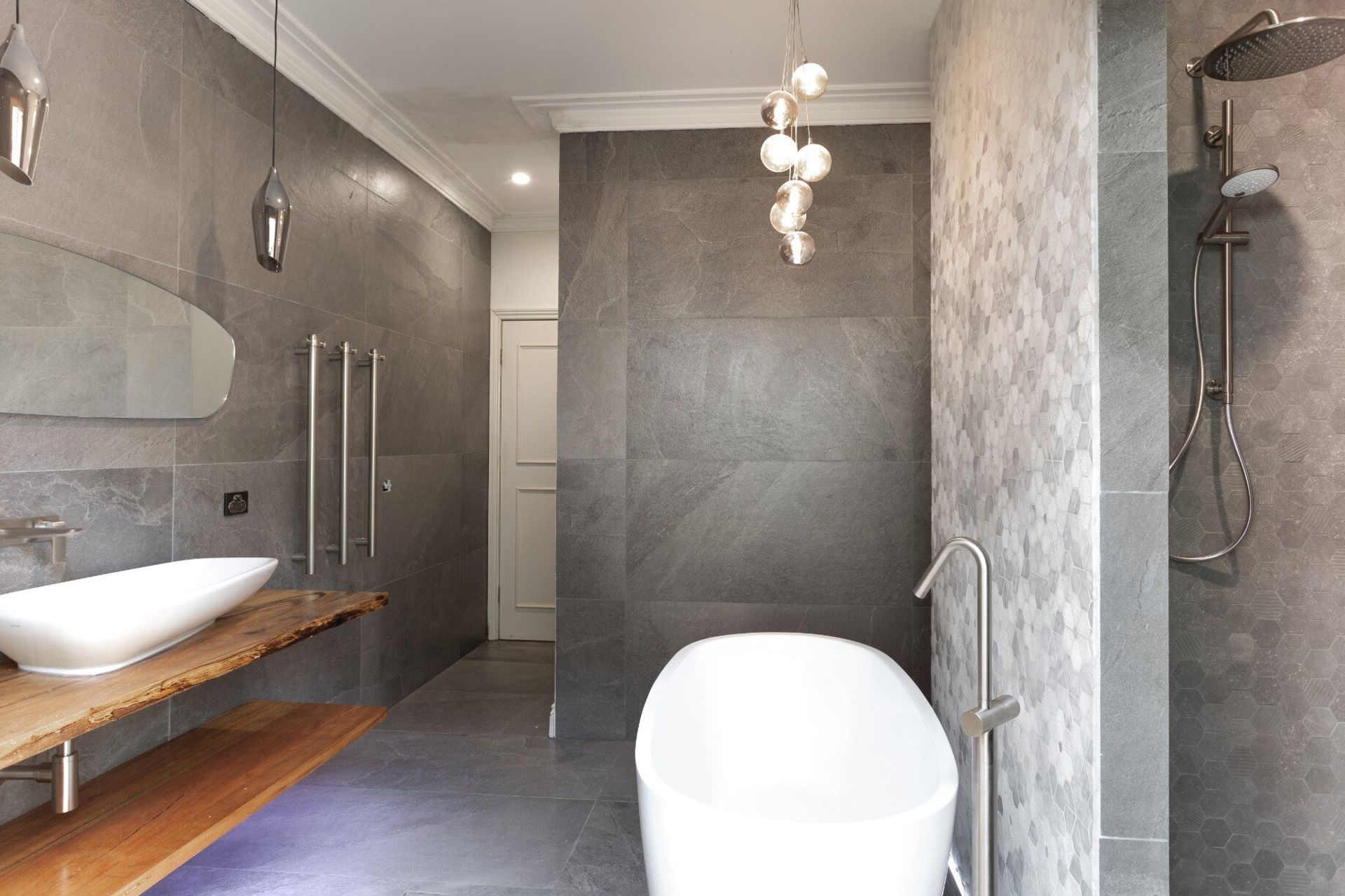 DEEPDENE - Terry St | Bathroom Renovation
