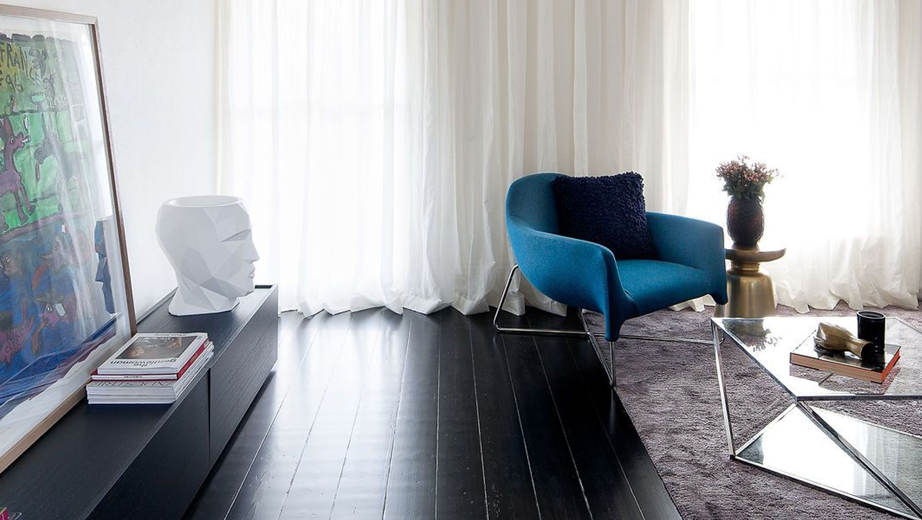 Contrast House