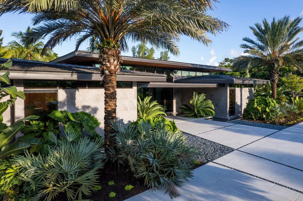 Ridge Residence