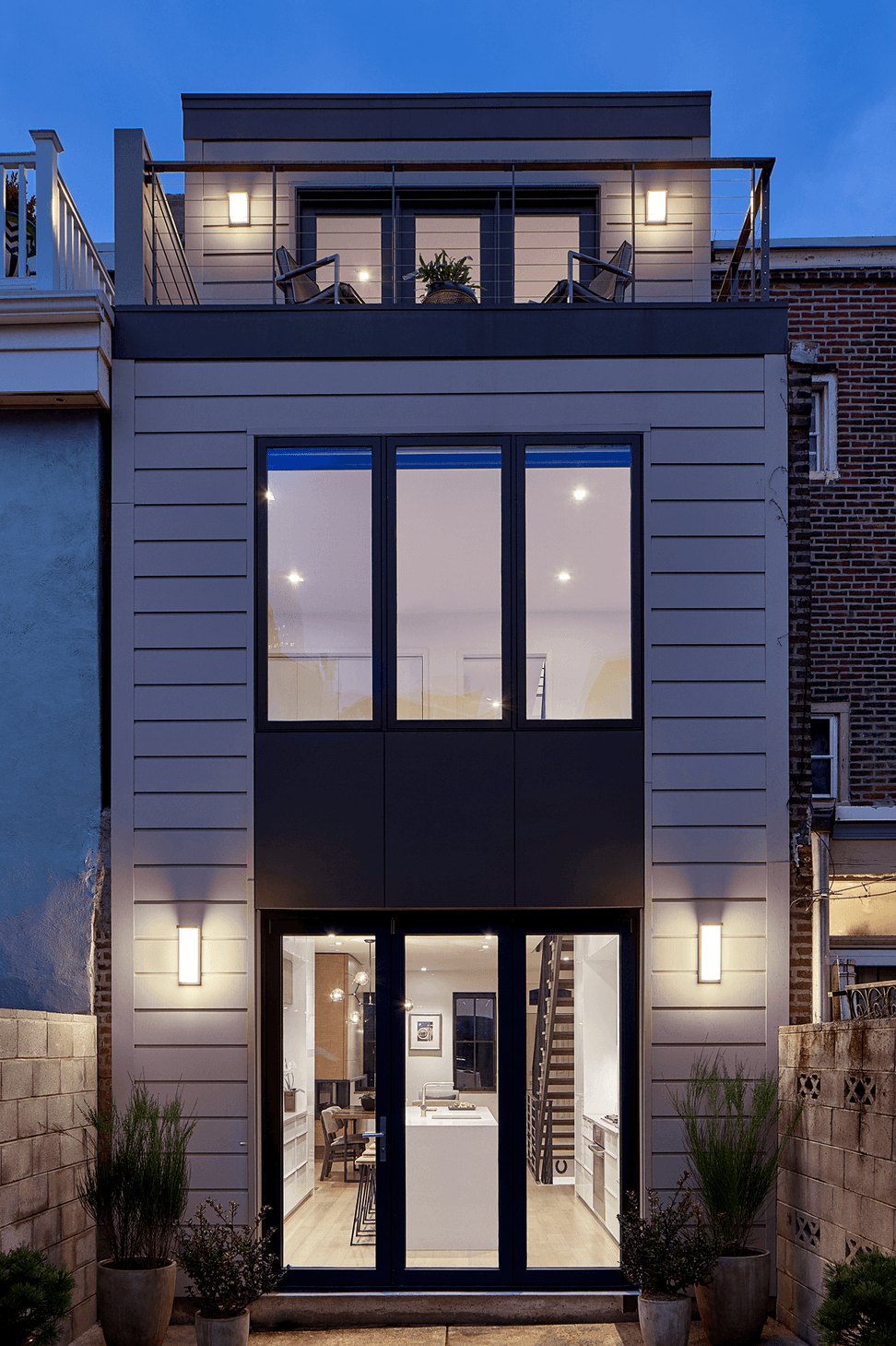 kYd-Logan-Square-Town-House-08.png