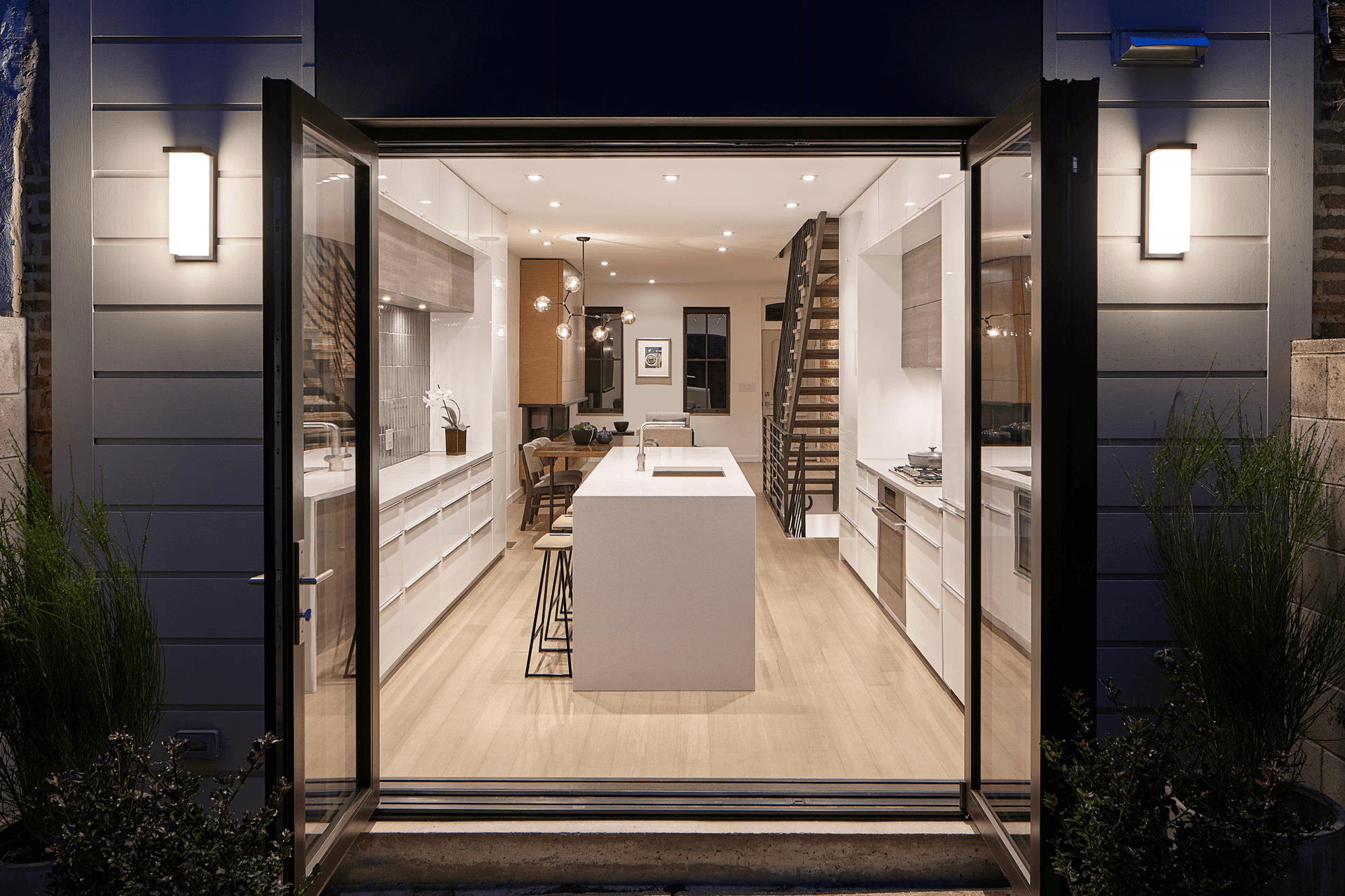 kYd-Logan-Square-Town-House-09.png