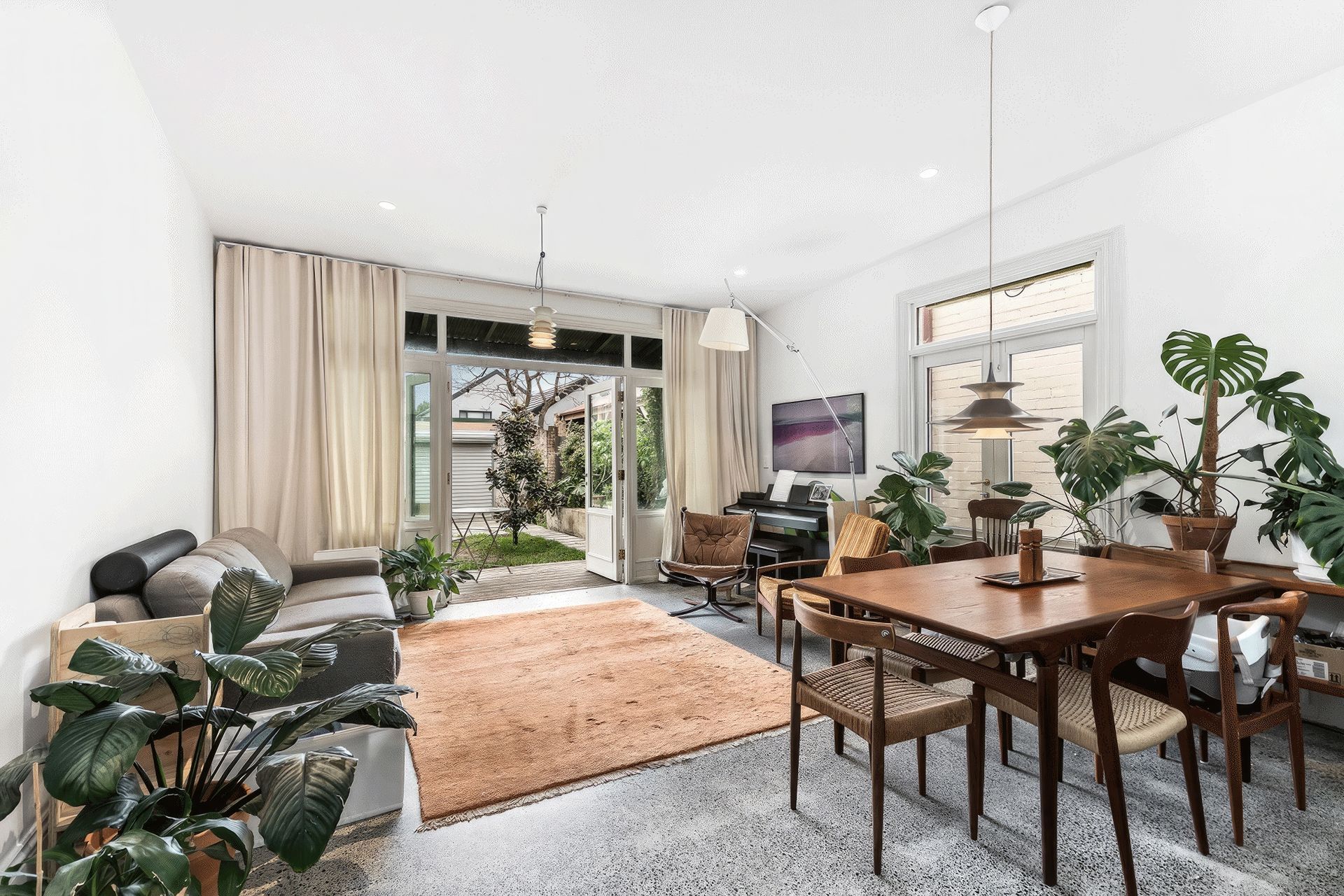 petersham-albany-project-family-lounge-gigapixel-high-fidelity-1950w.jpeg