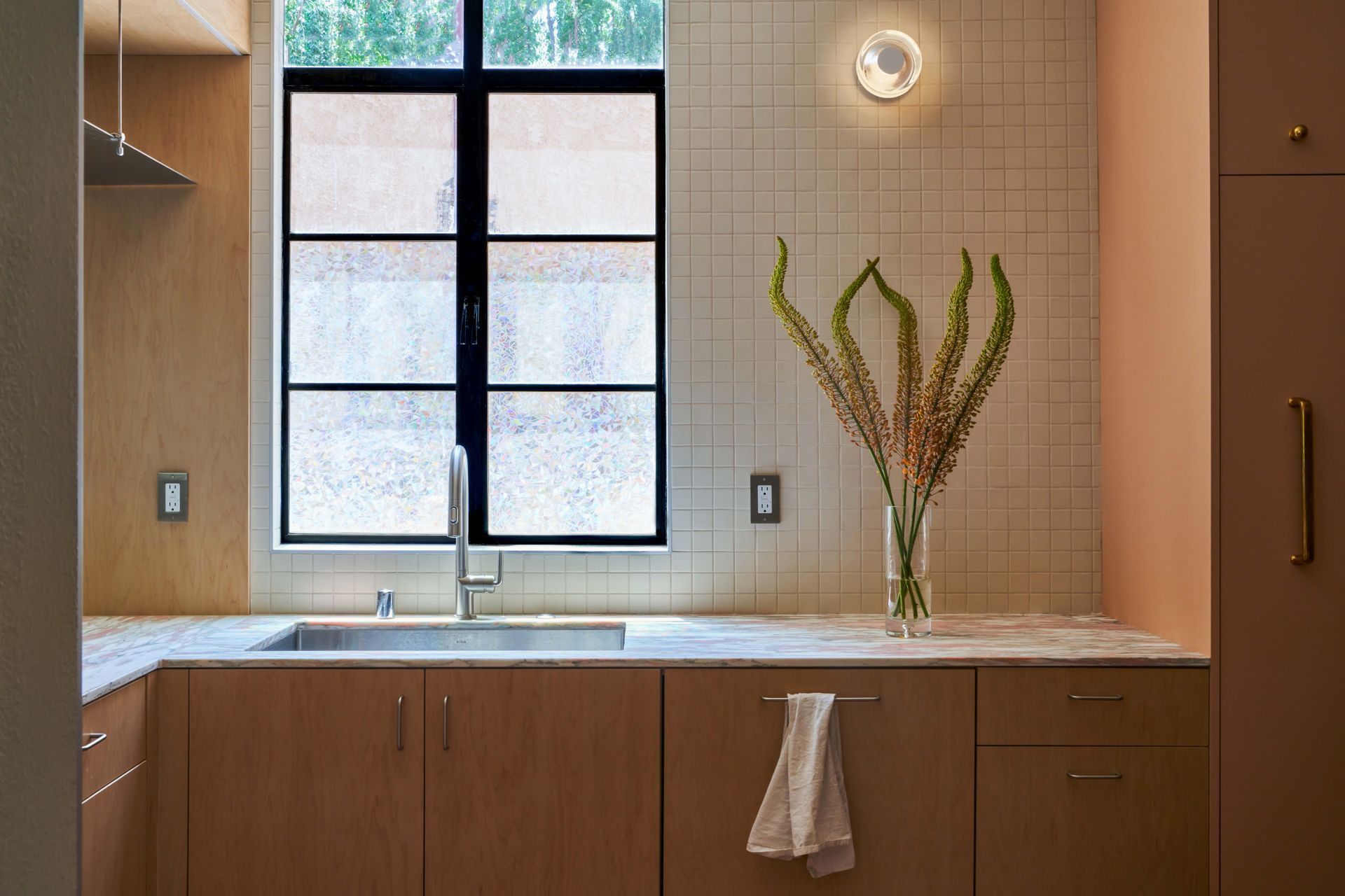 plymouththewarreninteriordesignkitchenremodelblacksteelframedwindows-02.jpg