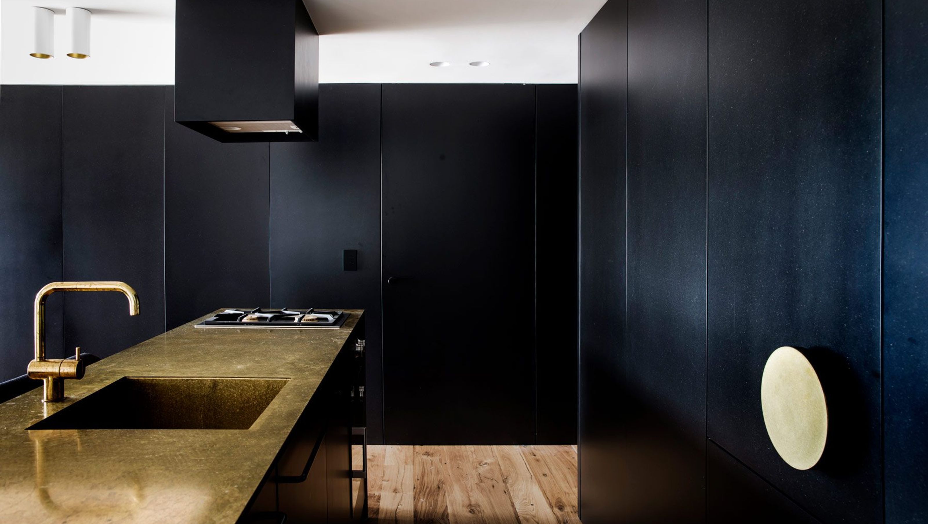 Finger Wharf Apartment