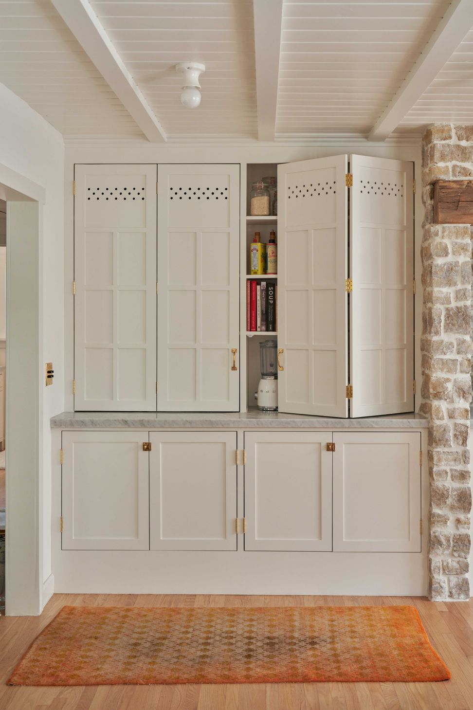 the-warren-linda-vista-english-cottage-kitchen-built-in-pantry-paneled-cabinetry-12.jpg