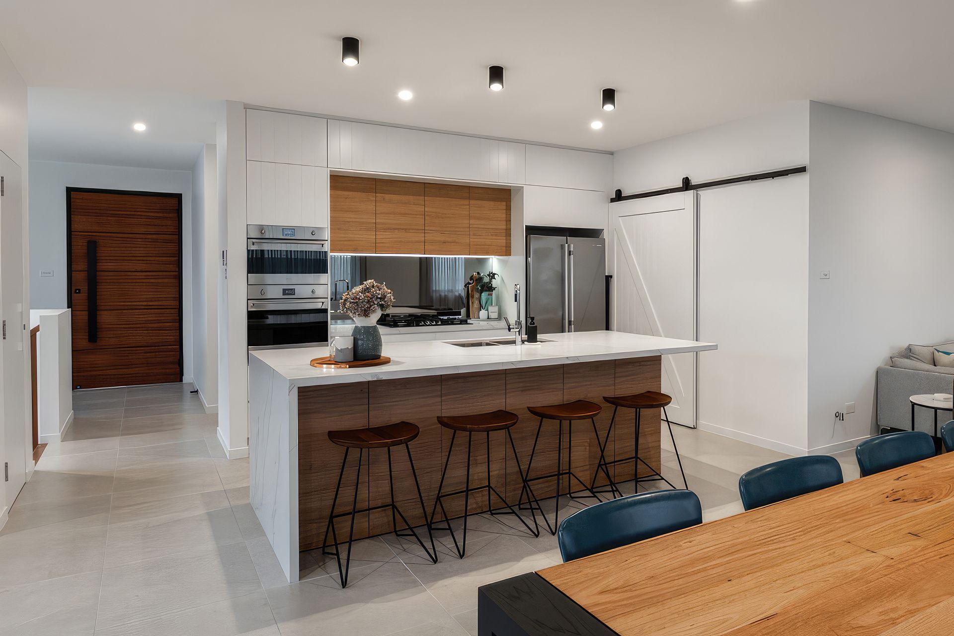 up21YarraburraMainSliderImage121000x667-fix-standard-scale-200x.jpg
