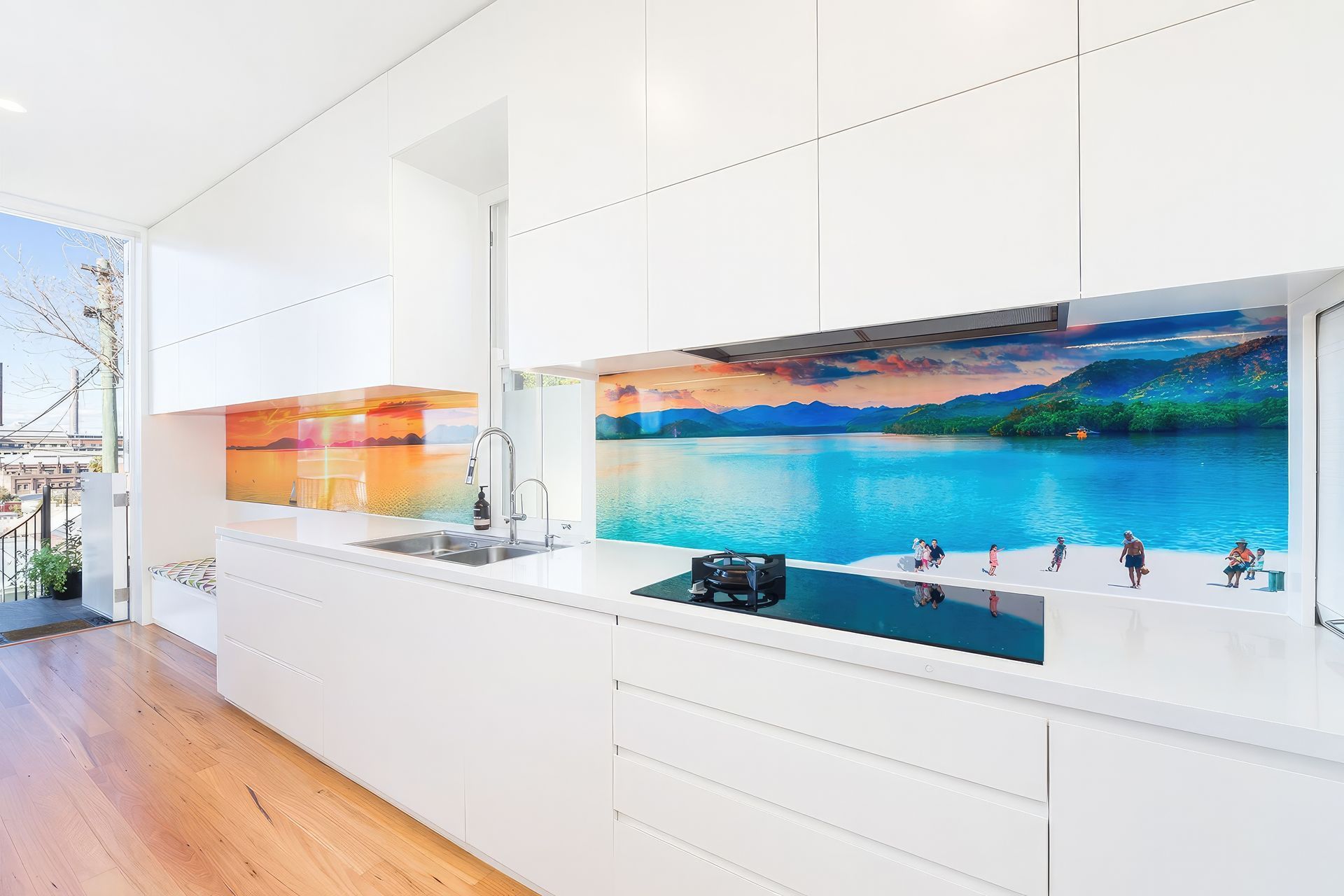 upSplashback-fix-standard-scale-200x.jpg