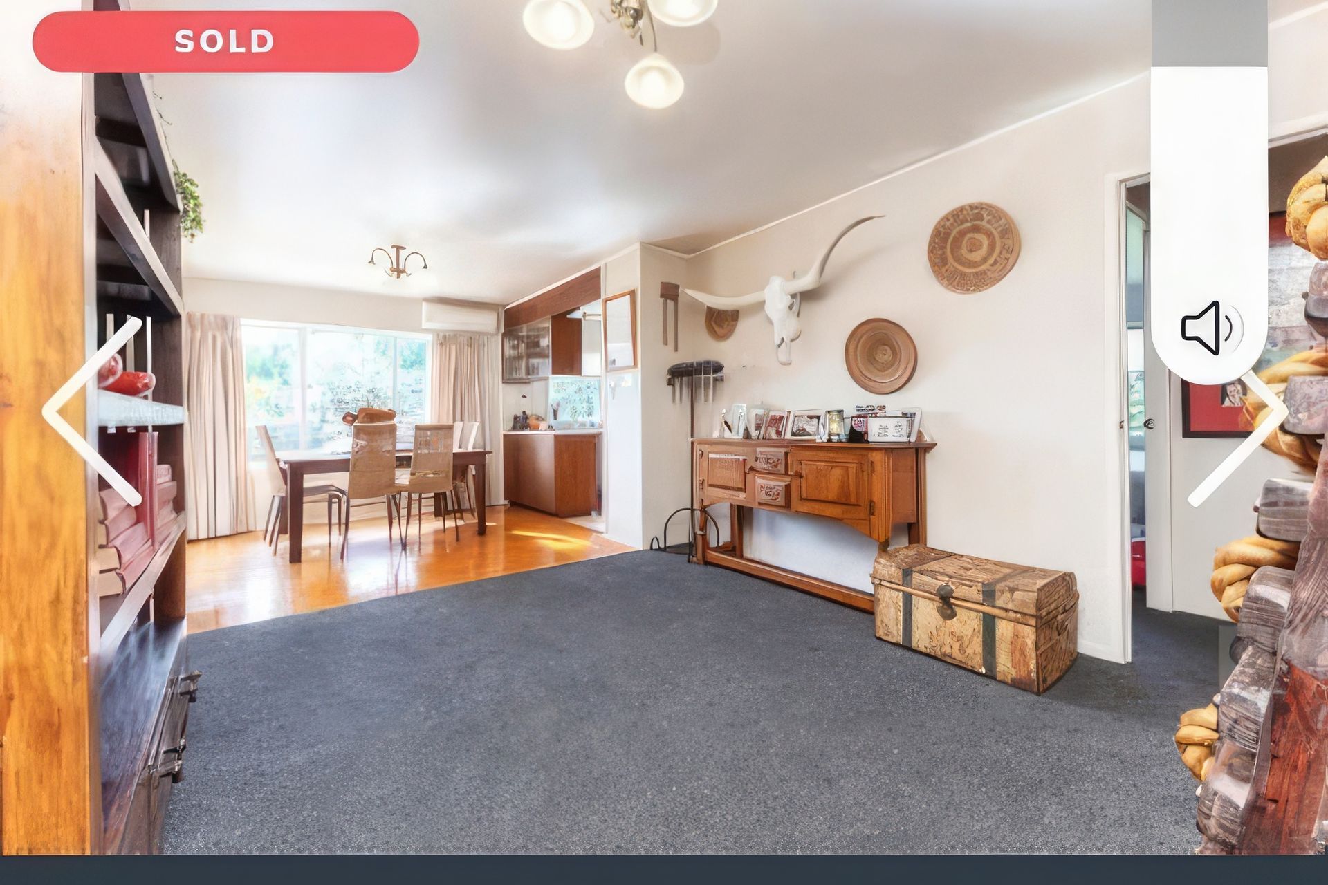 upbefore-renovation-living-room-findlay-residential-builder-m5KW42yRO5IVqqqZ-fix-standard-scale-400x.jpg