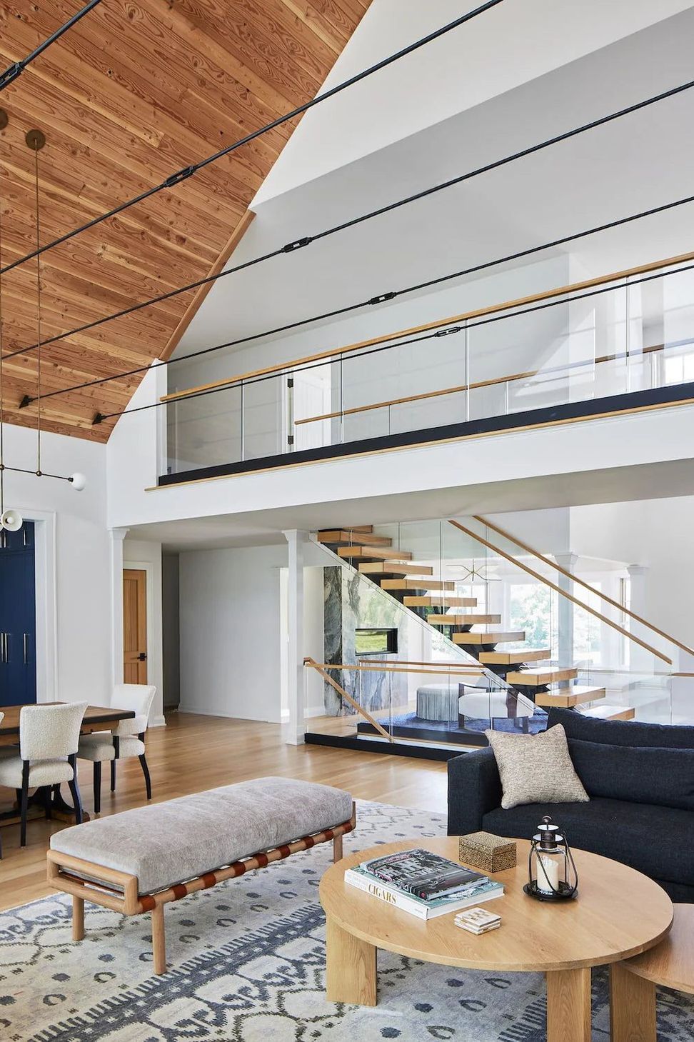 012staircase22151-min.jpg