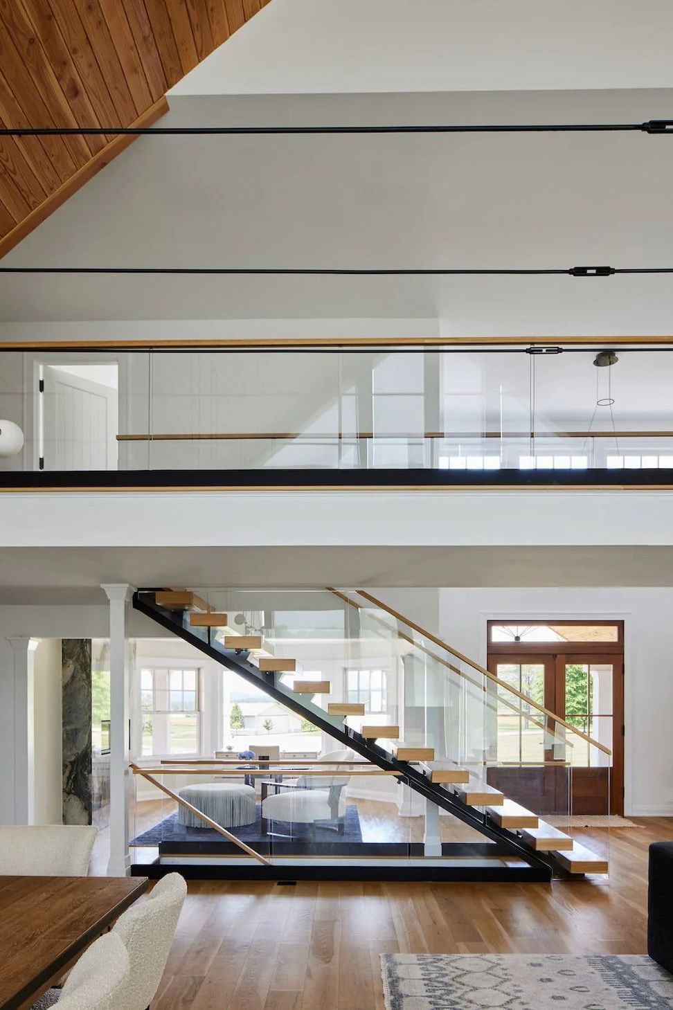 013staircase3247-min.jpg