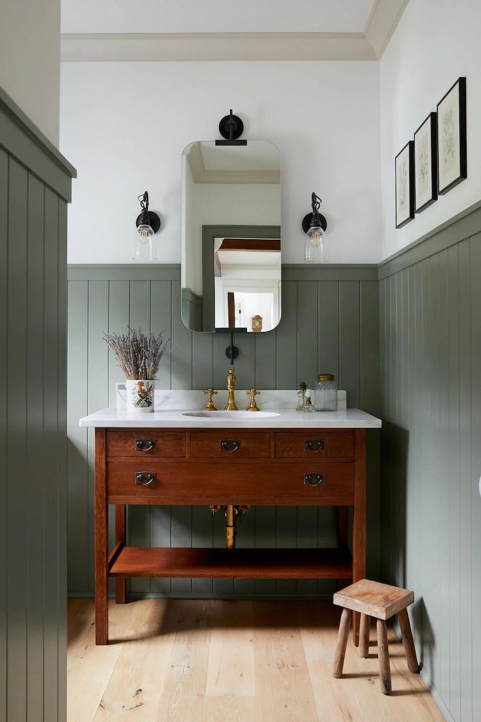 017downstairspowder75631.jpg