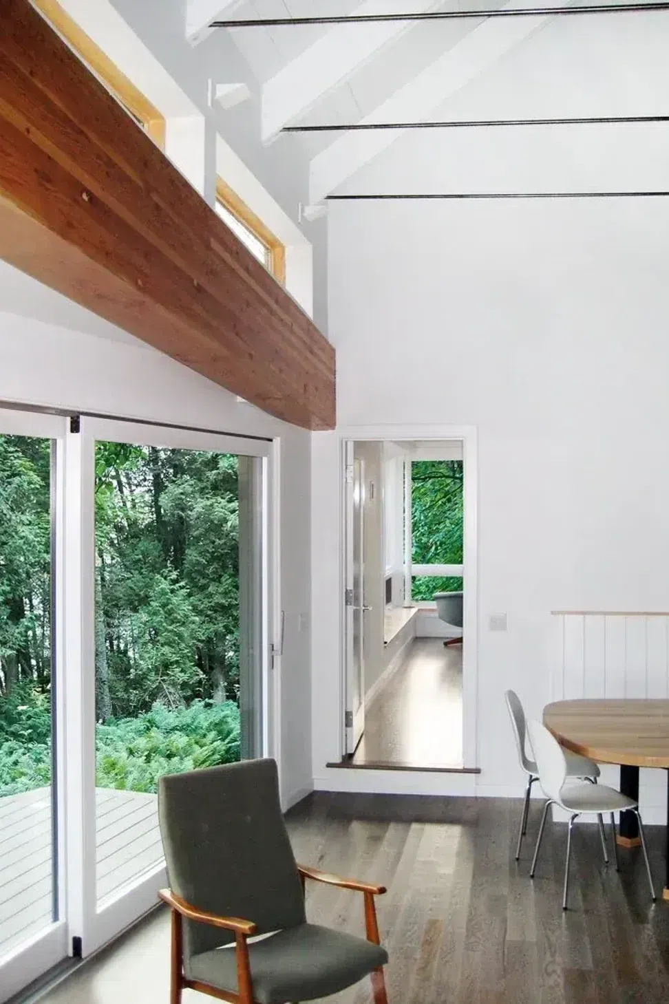 3-LivingRoom.webp